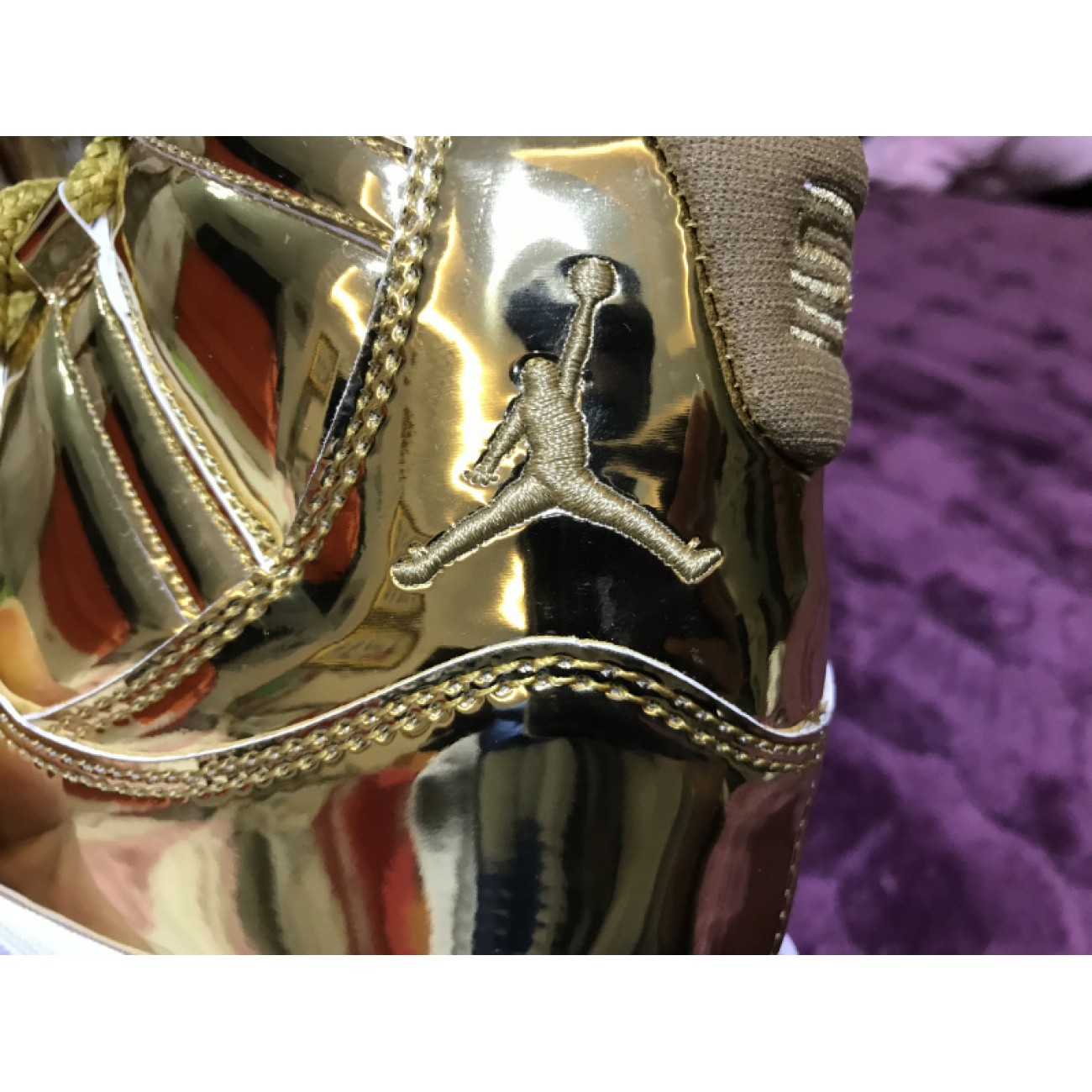 Air Jordan 11 Liquid Gold 378038-103