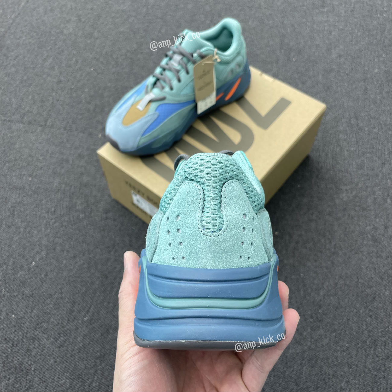 adidas Yeezy Boost 700 Sea Blue/Orange GZ2002