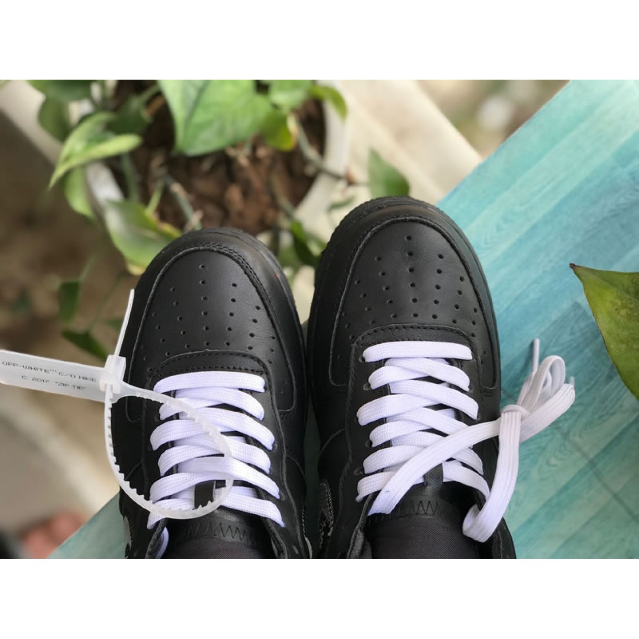 Nike Air Force 1 '07 Virgil x MoMa Off-White AV5210-001 Black/Metallic Silver