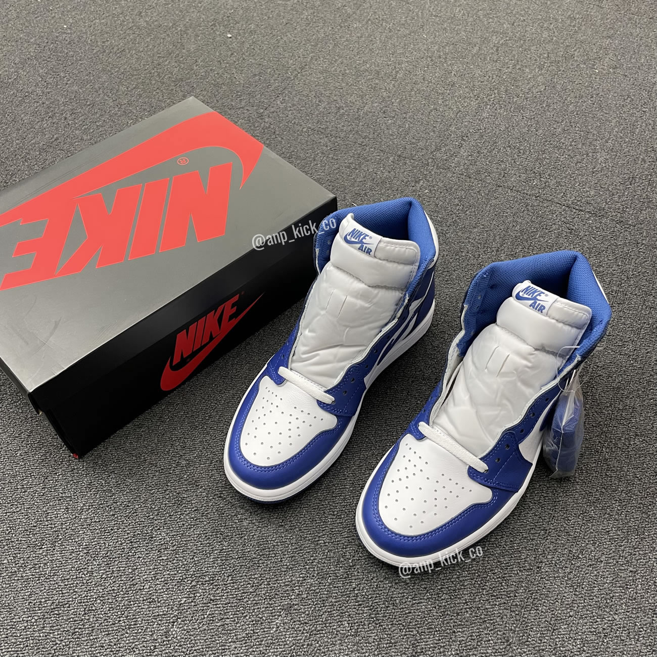 Air Jordan 1 Retro High OG Storm Blue 555088-127