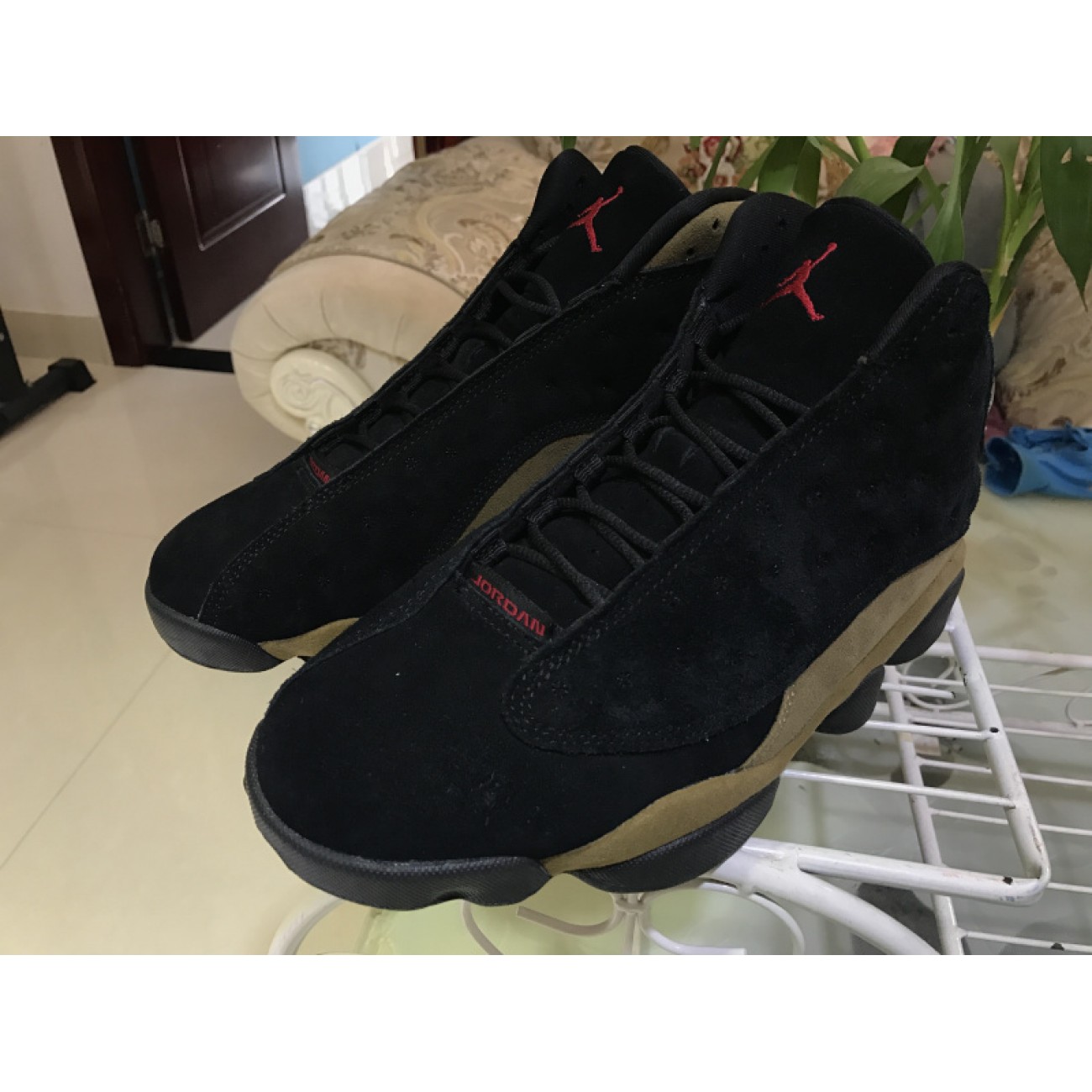 Air Jordan 13 Olive Jumpman Logo 414571-006