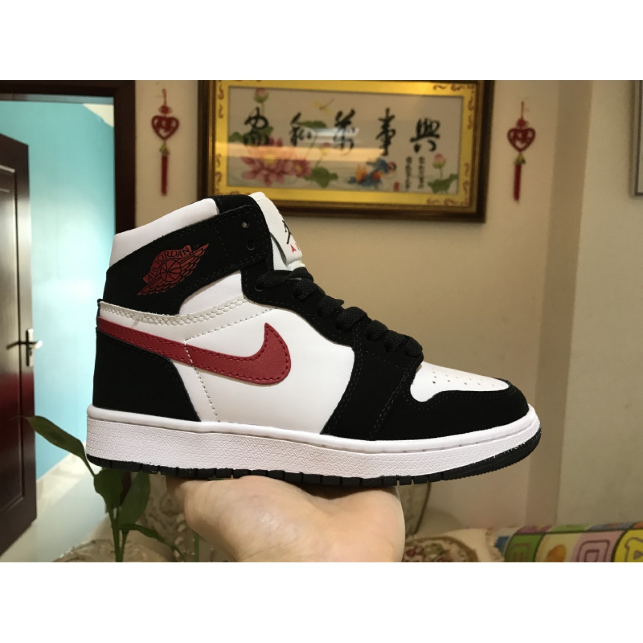 Air Jordan 1 Retro High GS Panda 879631-302