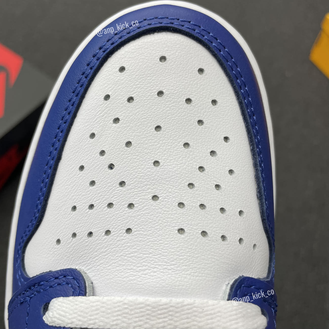 Air Jordan 1 Retro High OG Storm Blue 555088-127