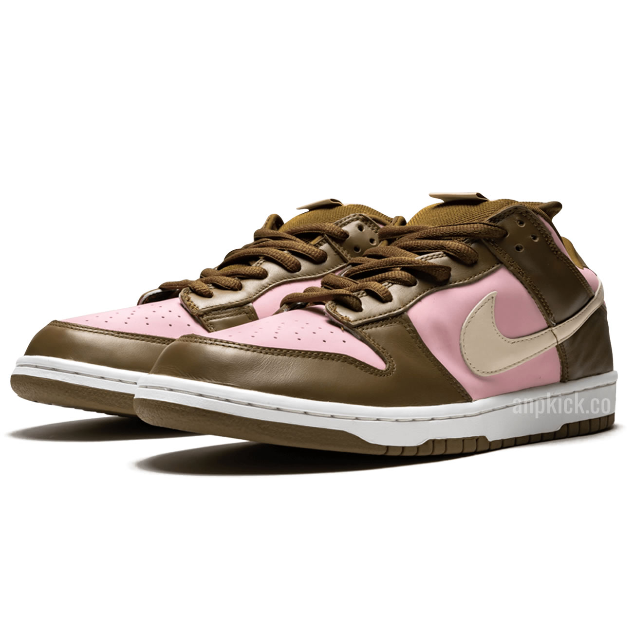 Stussy x Nike Dunk Low Pro SB Cherry 304292-671