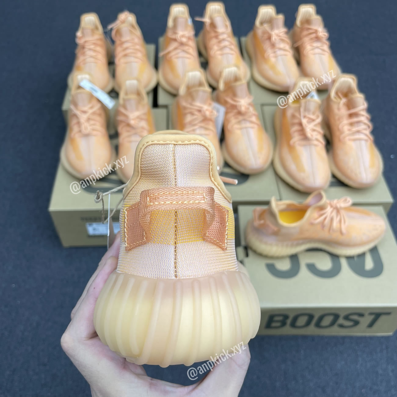 adidas Yeezy Boost 350 V2 Mono Clay 2021 GW2870