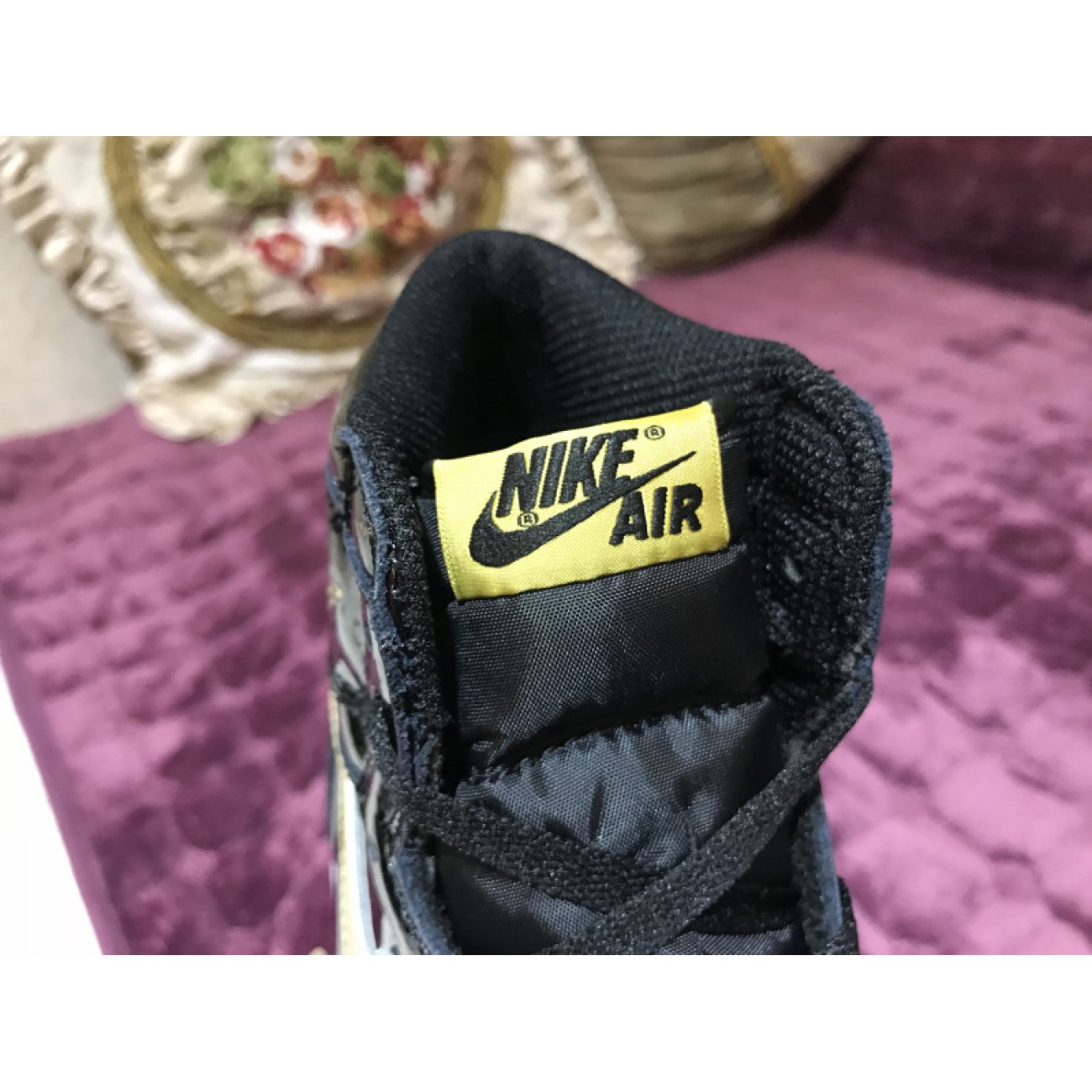 Air Jordan 1 Black Gold OG 555088-019