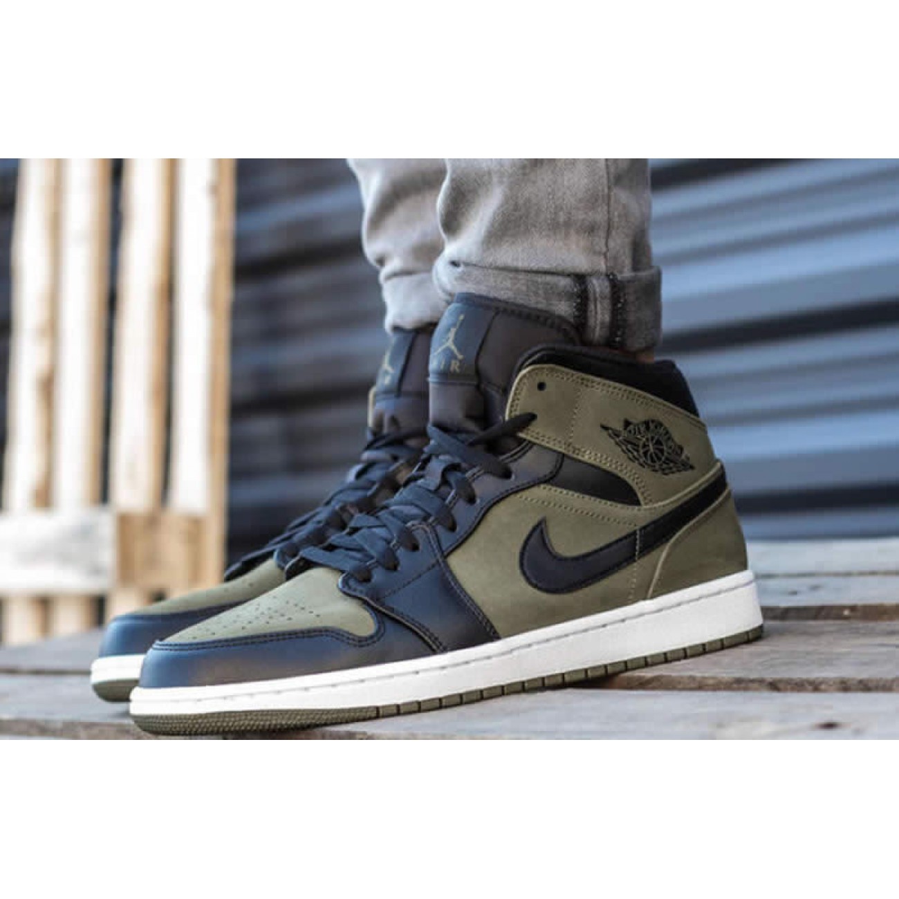 Nike Air Jordan 1 Mid Dark Olive Canvas Release Date 554724-301
