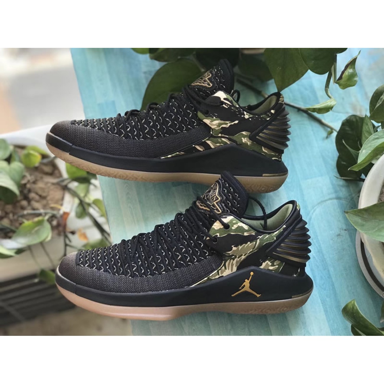 Air Jordan 32 Low Tiger Camo Black AH3347-021