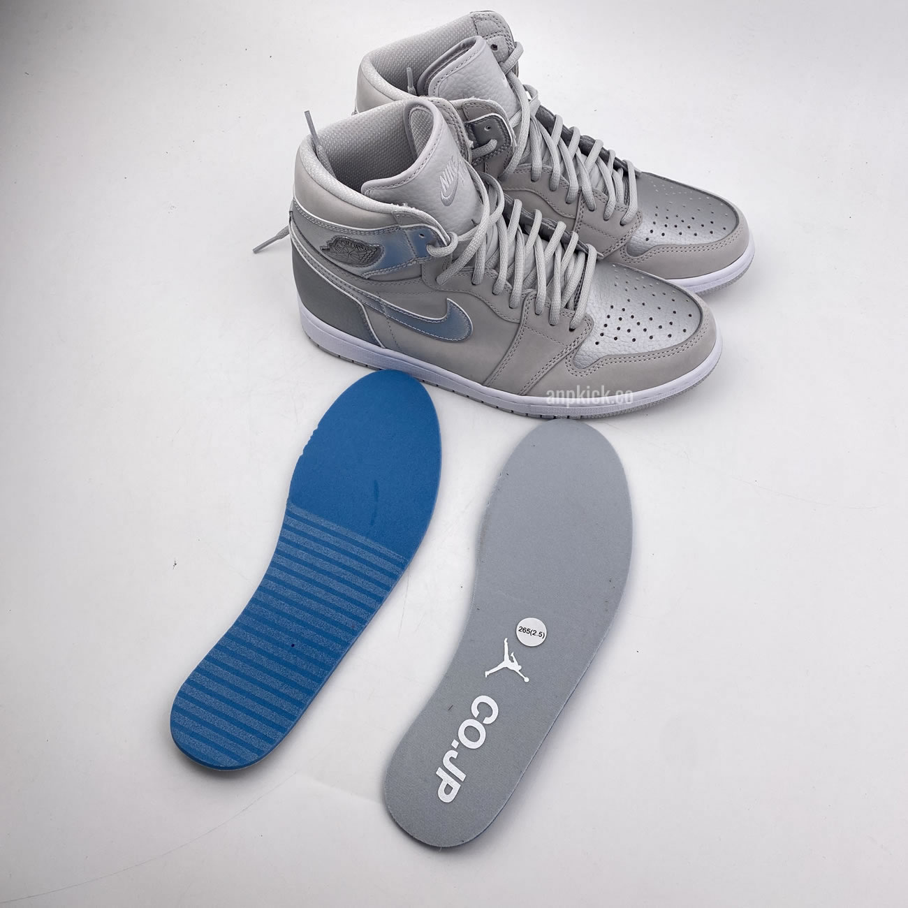 Air Jordan 1 Japan Exclusive Metallic Silver / Neutral Grey 2001-2020 DC1788-029