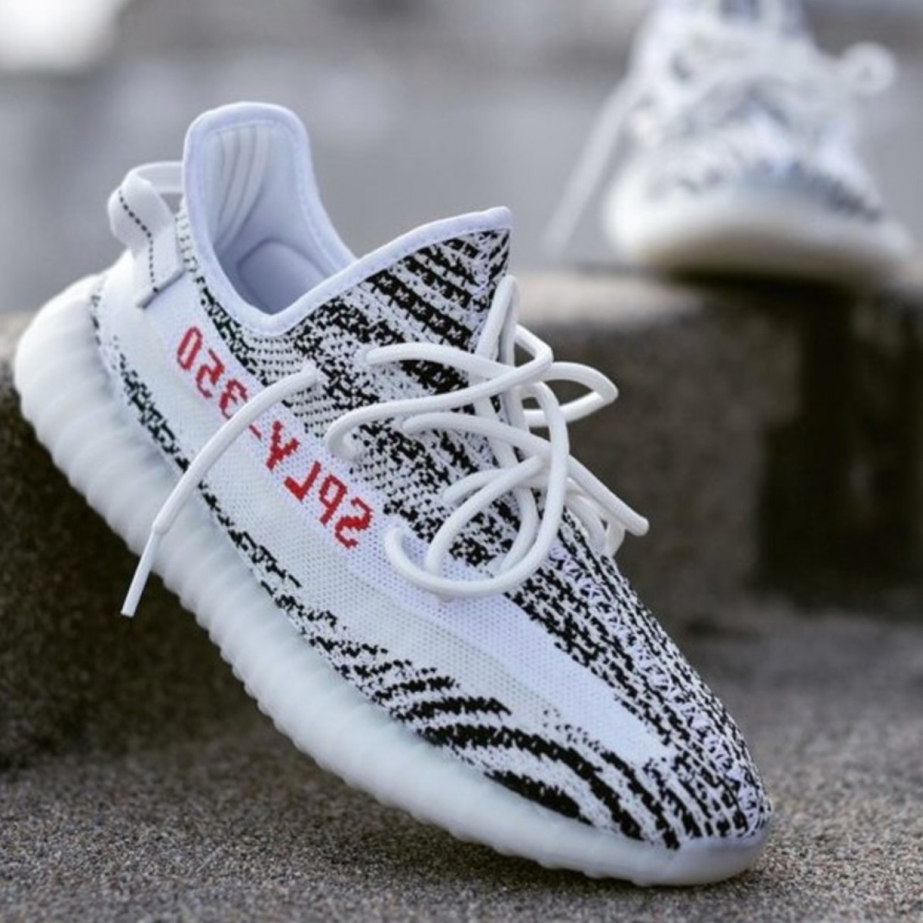 adidas Yeezy Boost 350 V2 Zebra CP9654 Outfit 2019 Resell Release Date