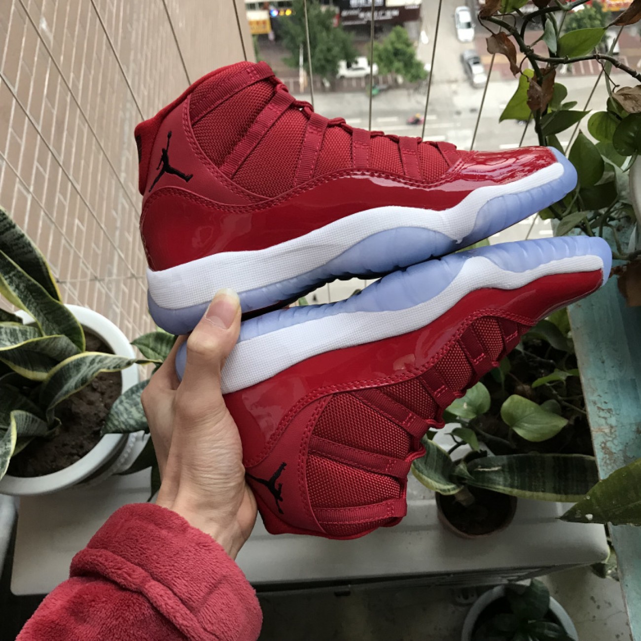 Air Jordan 11 GS Gym Red 378037-623
