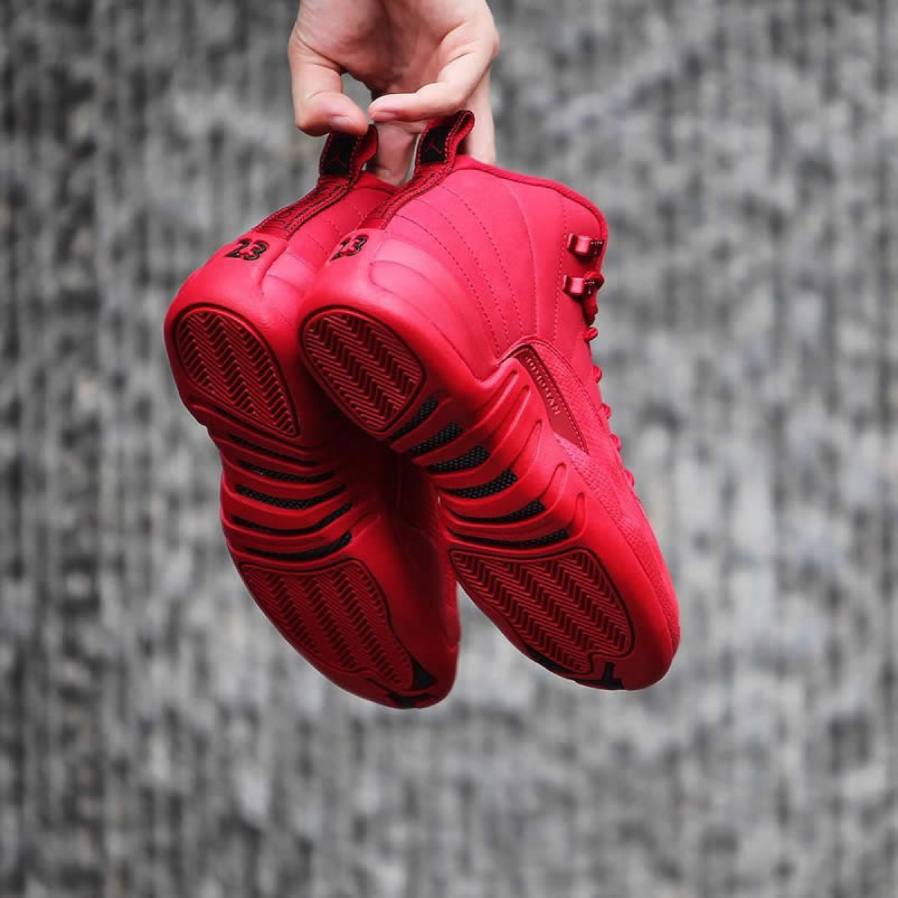 Air Jordan 12 Gym Red 2018 Bulls Black Friday Price Retail For Sale 130690-601