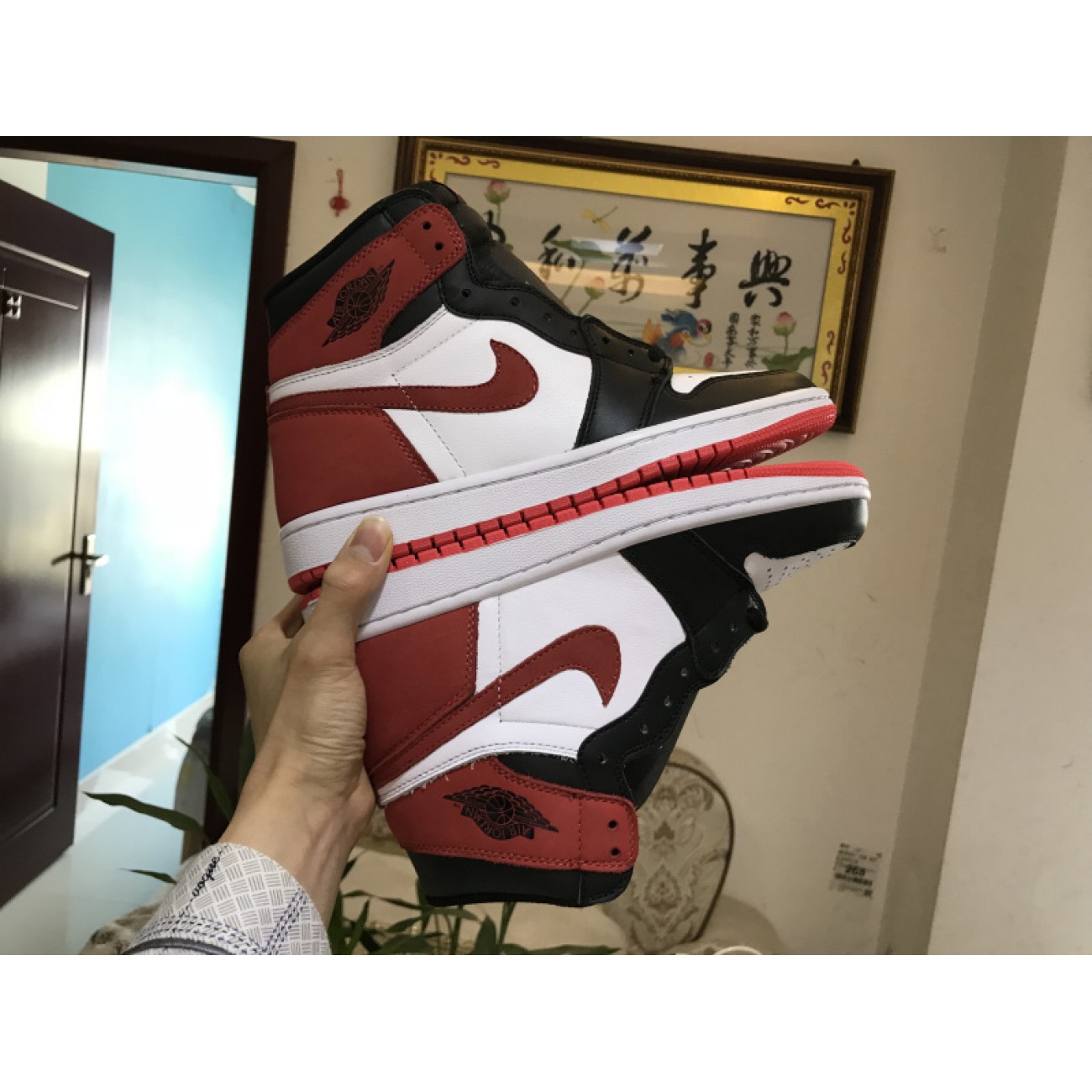 Air Jordan 1 Retro High OG NRG 6 Rings Track Red 555088-112