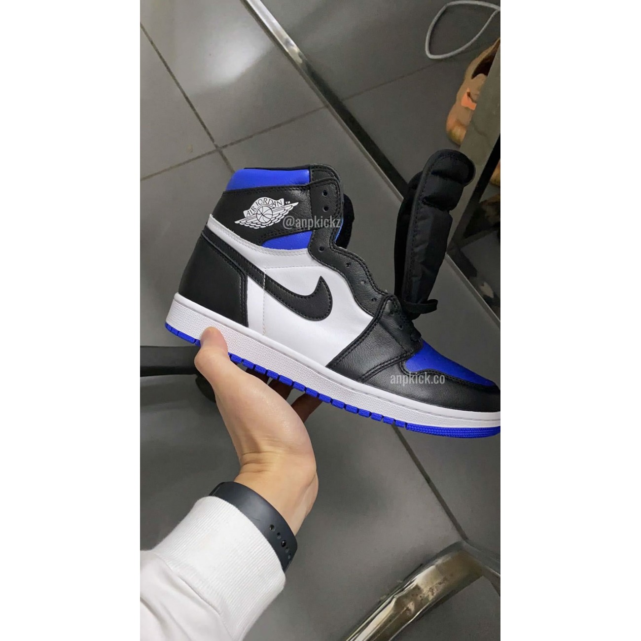 Air Jordan 1 Retro High OG Royal Toe 2020 Royal-Blue/Black 555088-041
