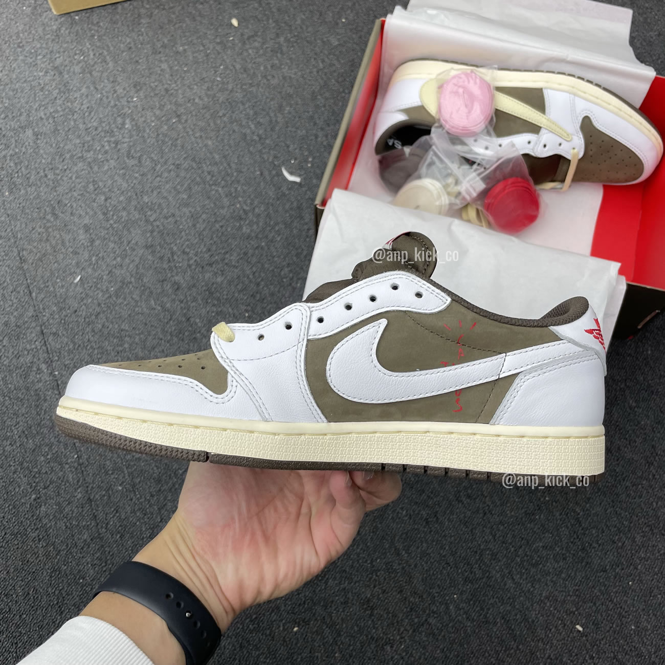 Travis Scott x Air Jordan 1 Low White Brown Custom Making