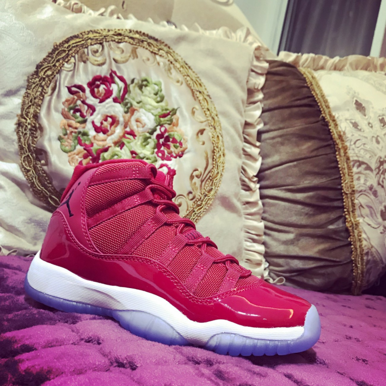 Air Jordan 11 GS Gym Red 378037-623