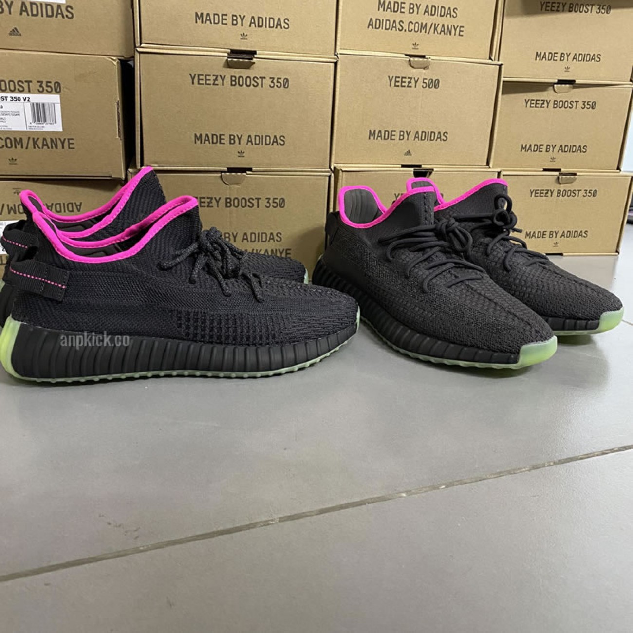 adidas Yeezy Boost 350 V2 NRG Solar Red  / Red October Non-Reflective UT8830 Reflective UT8831