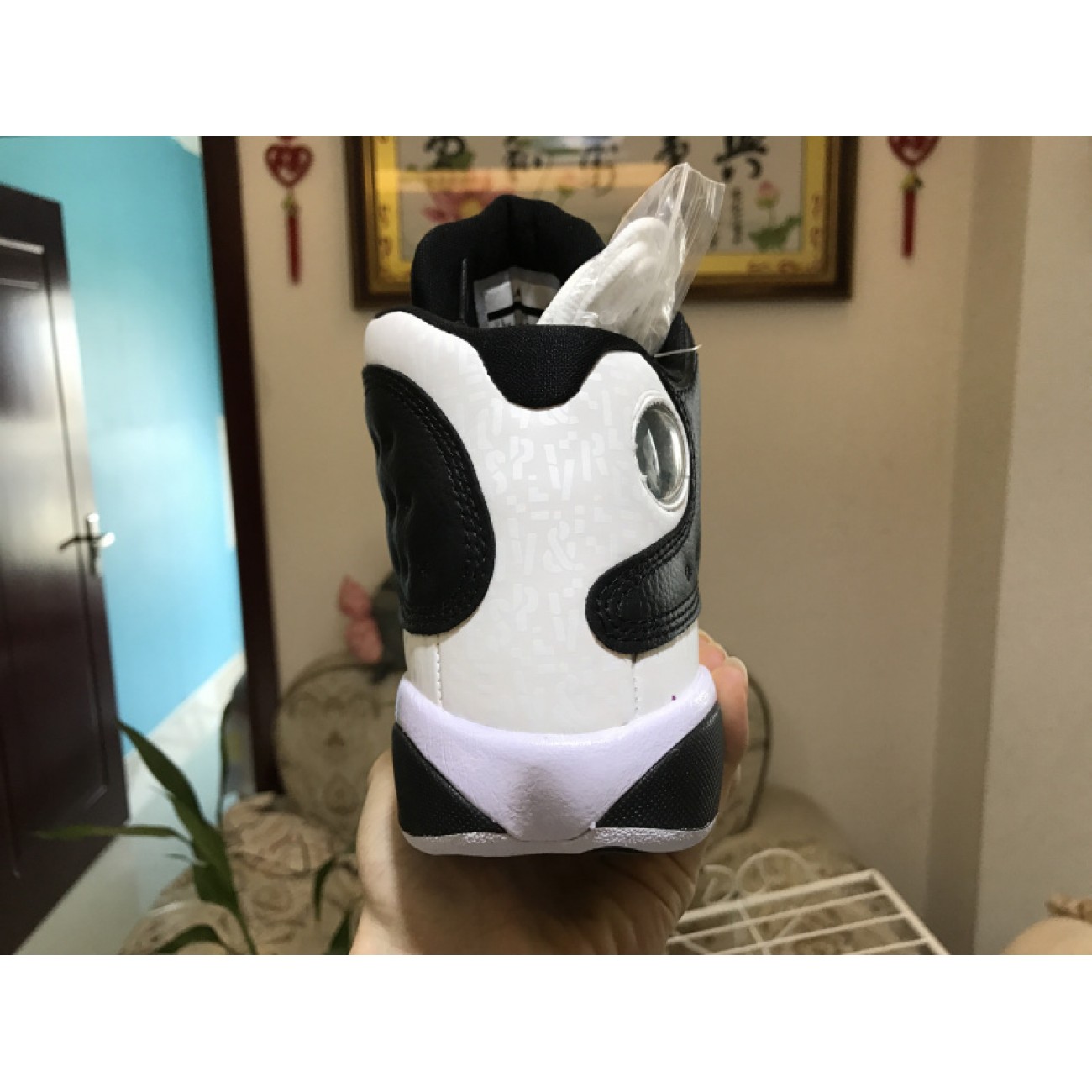 Air Jordan 13 GS Love Respect 888165-012