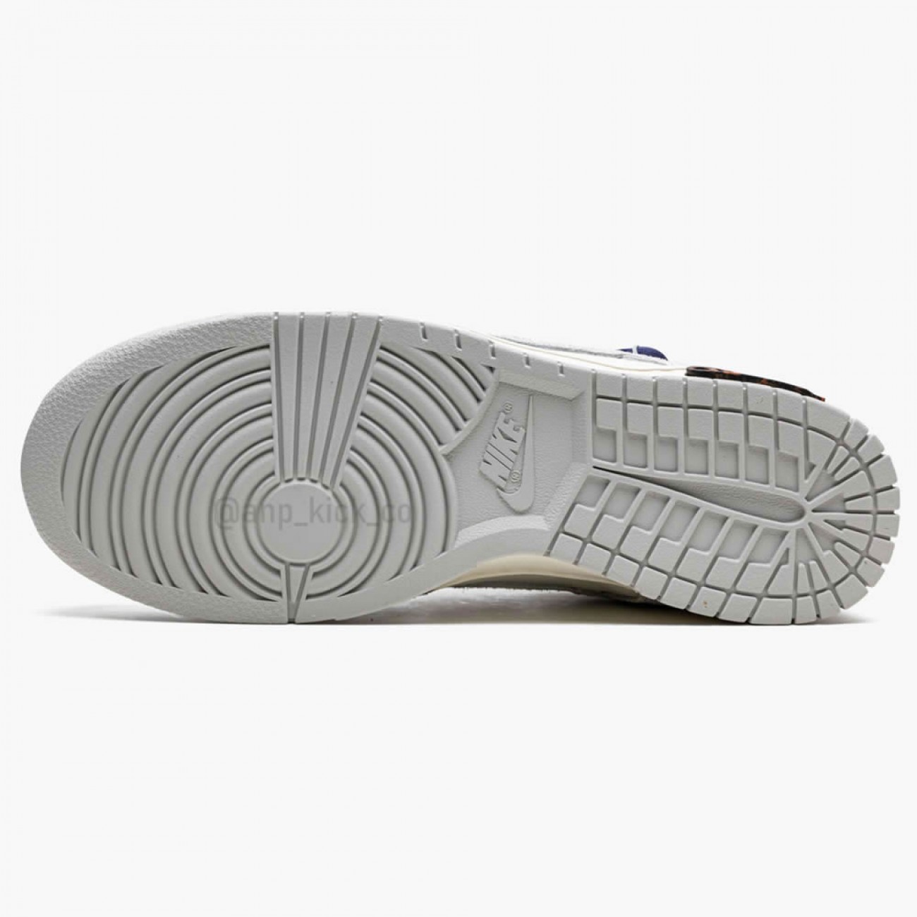 Nike SB Dunk Low Off-White Lot 18 OF 50 DJ0950-112