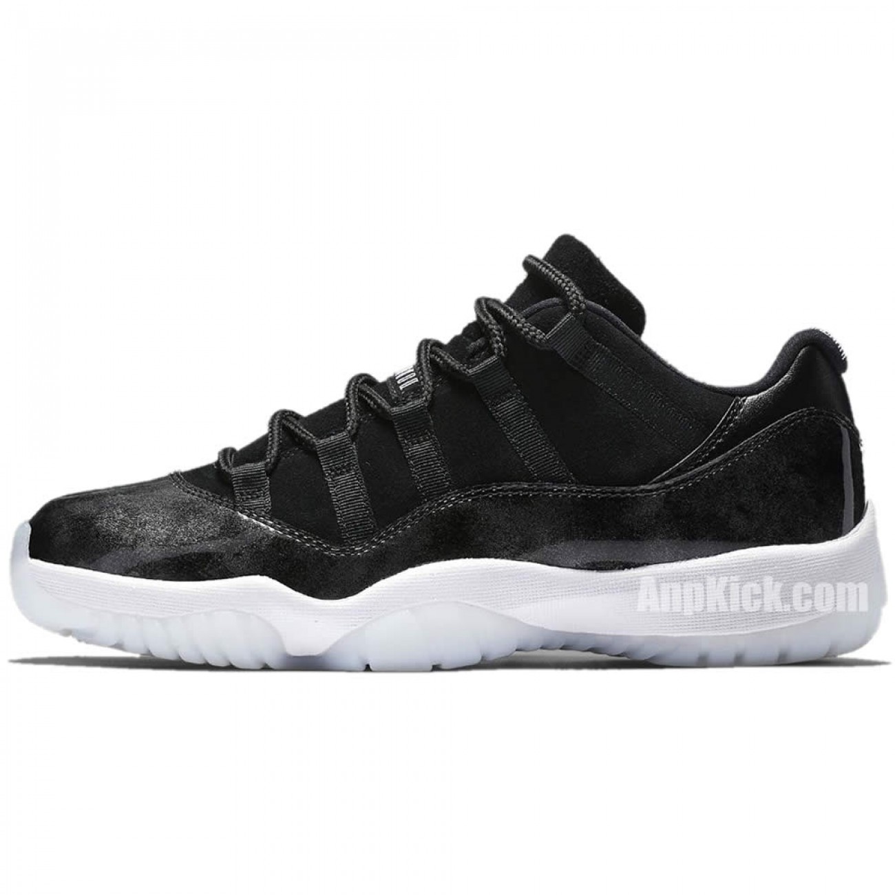 Air Jordan 11 Low Barons Black On Feet Grade School For Sale 528895-010