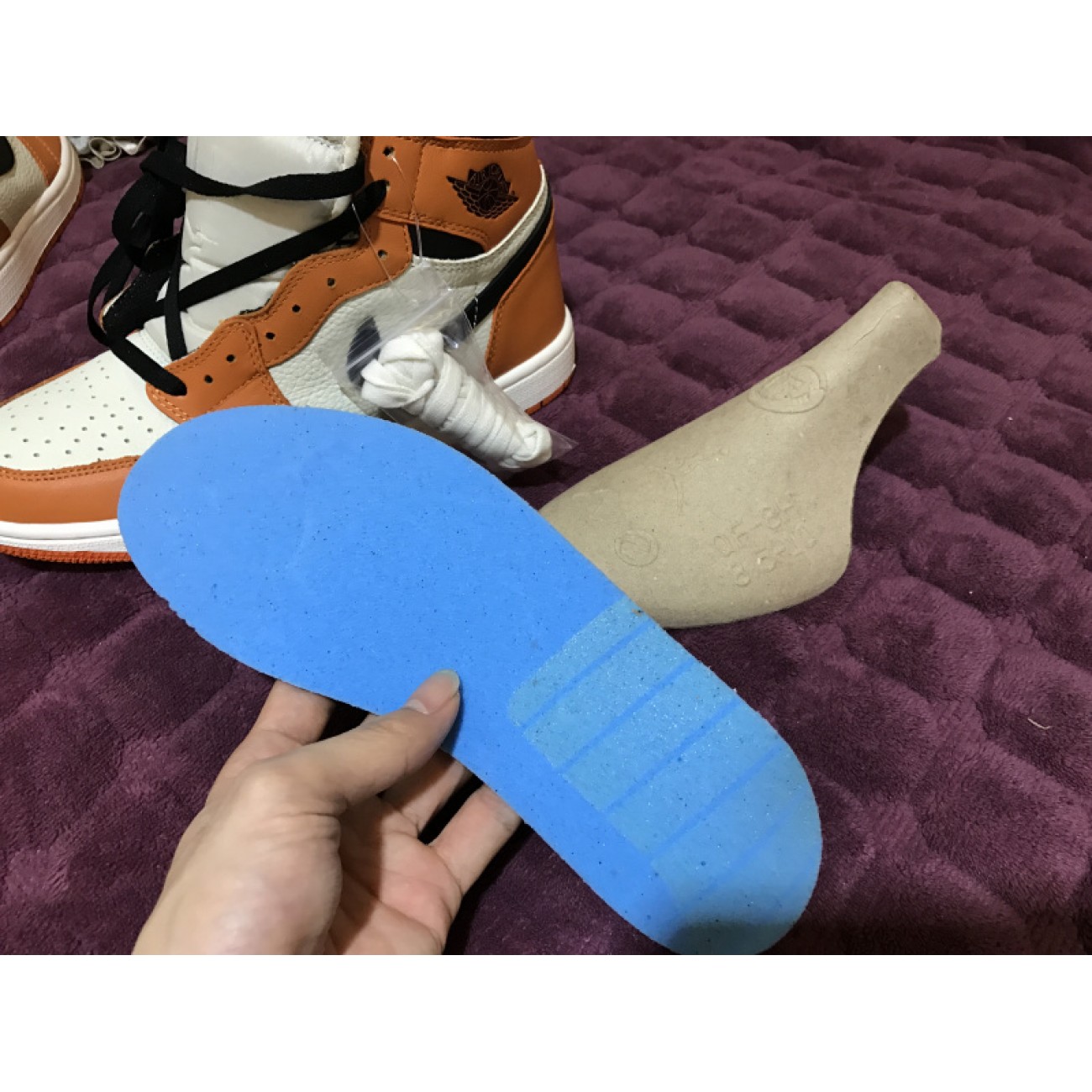 Air Jordan 1 Shattered 555088-113