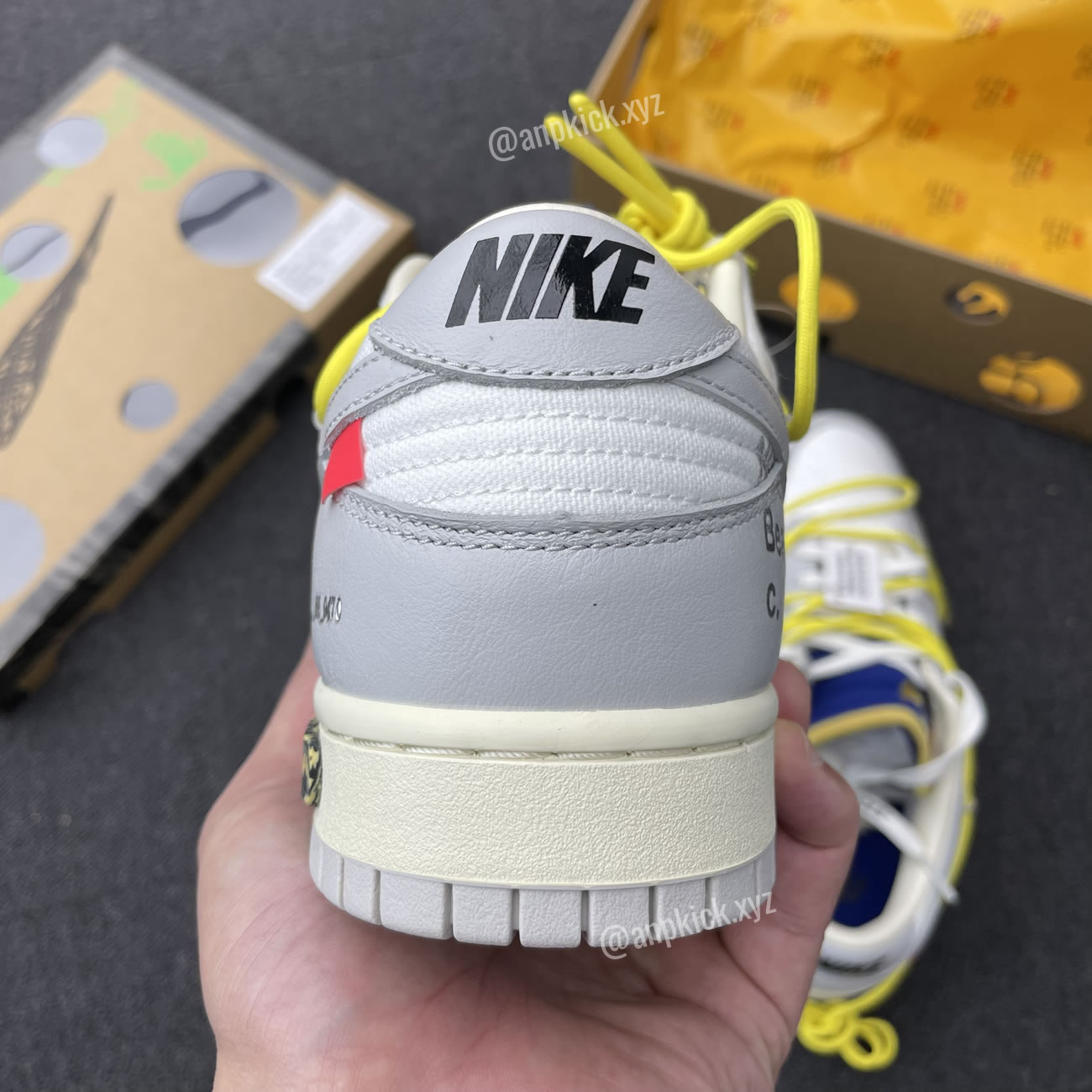 Off-White x Nike SB Dunk Low The 27 Of 50 Sail/Neutral Grey DM1602-120