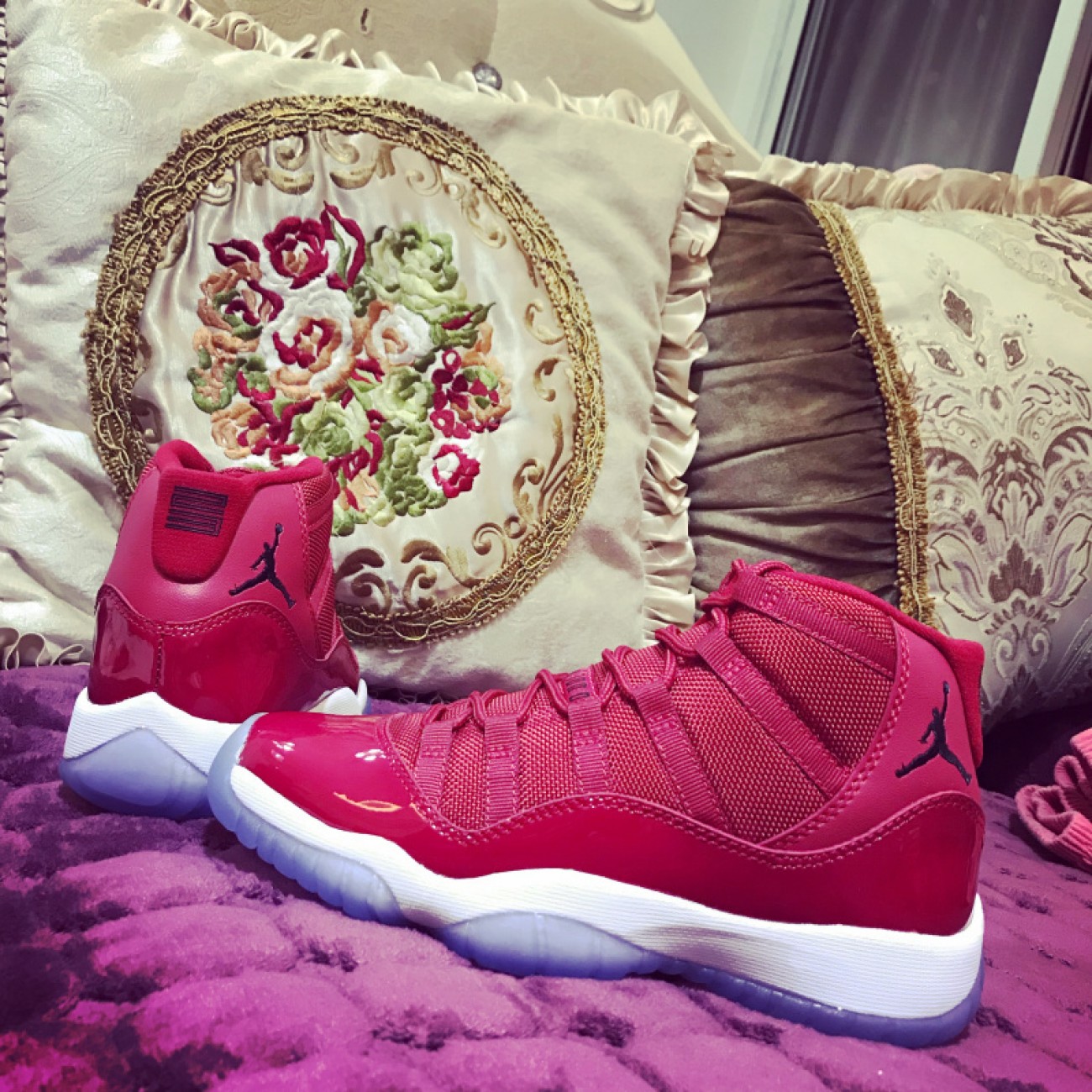 Air Jordan 11 GS Gym Red 378037-623