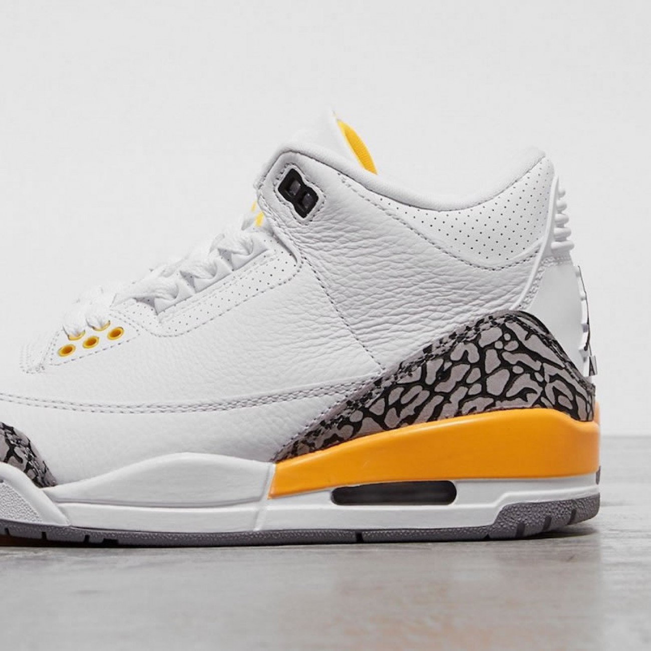 Air Jordan 3 Retro Laser Orange Release Date CK9246-108
