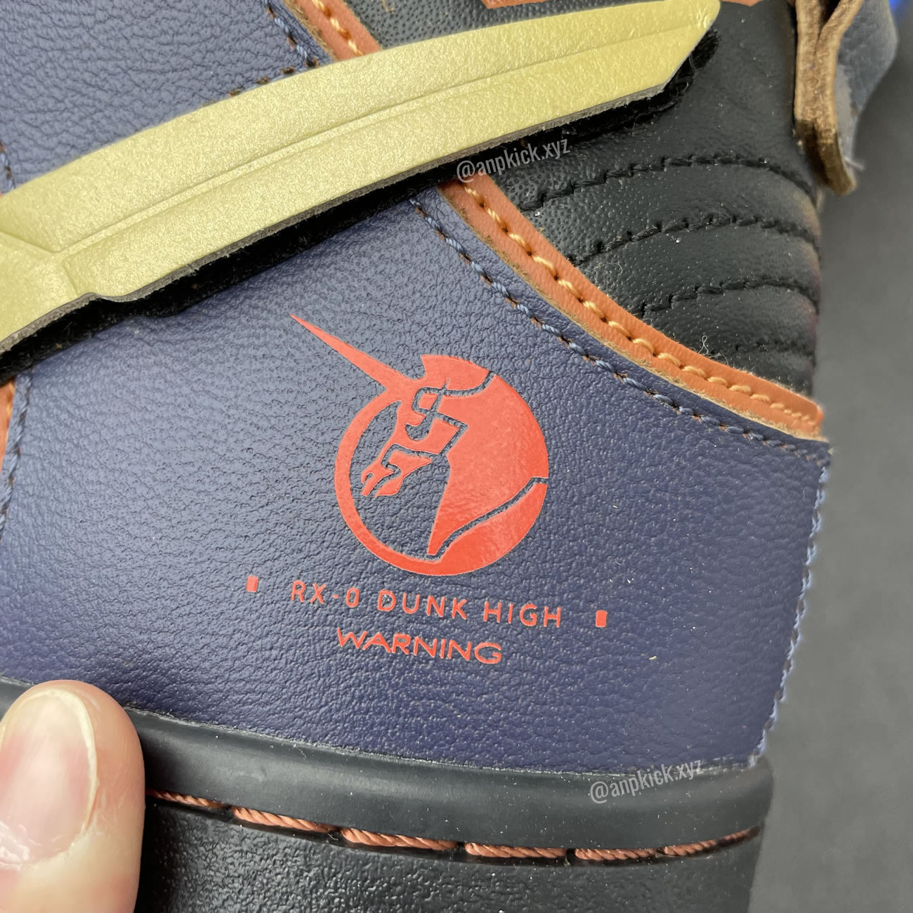 Gundam x Nike SB Dunk High Banshee DH7717-400