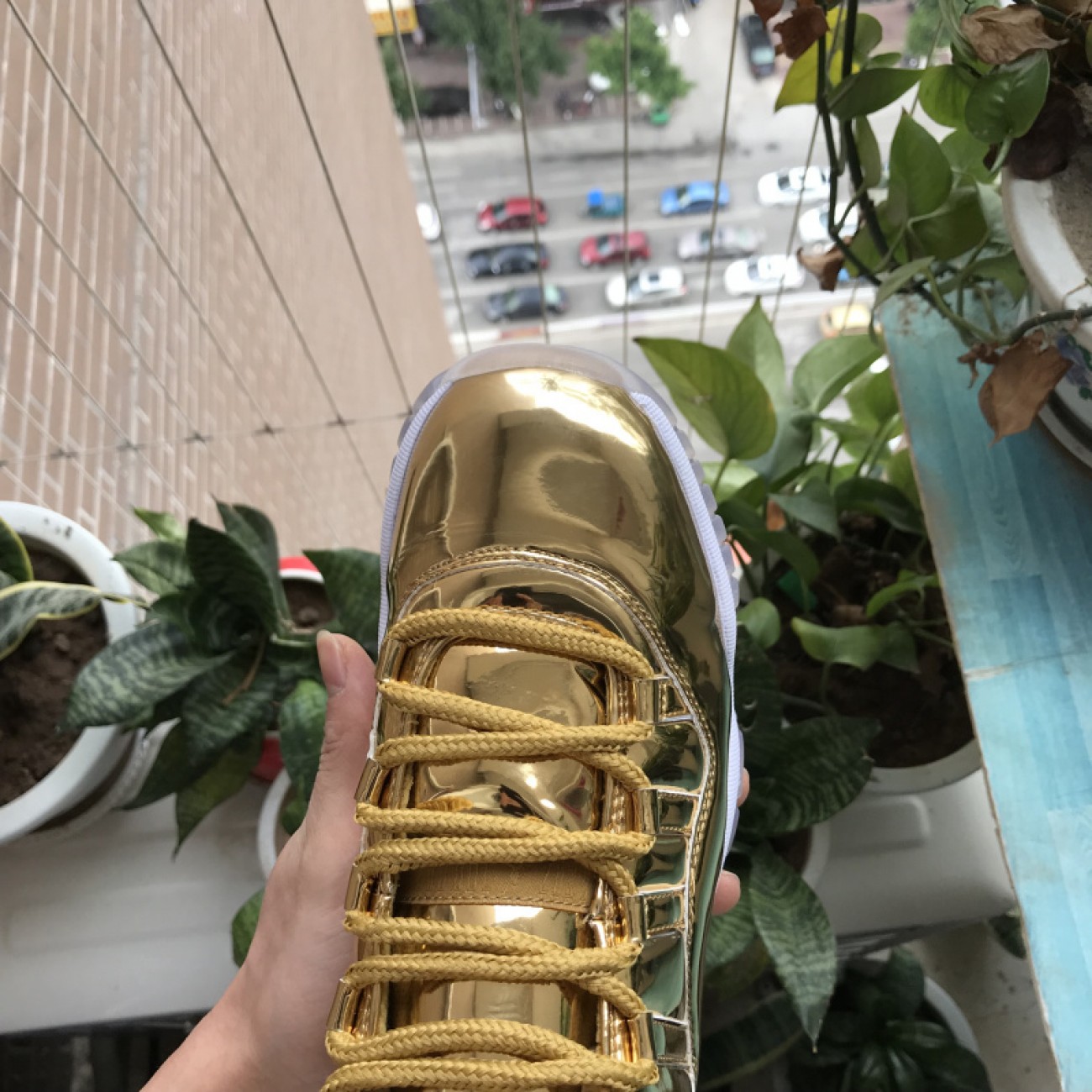 Air Jordan 11 Liquid Gold 378038-103