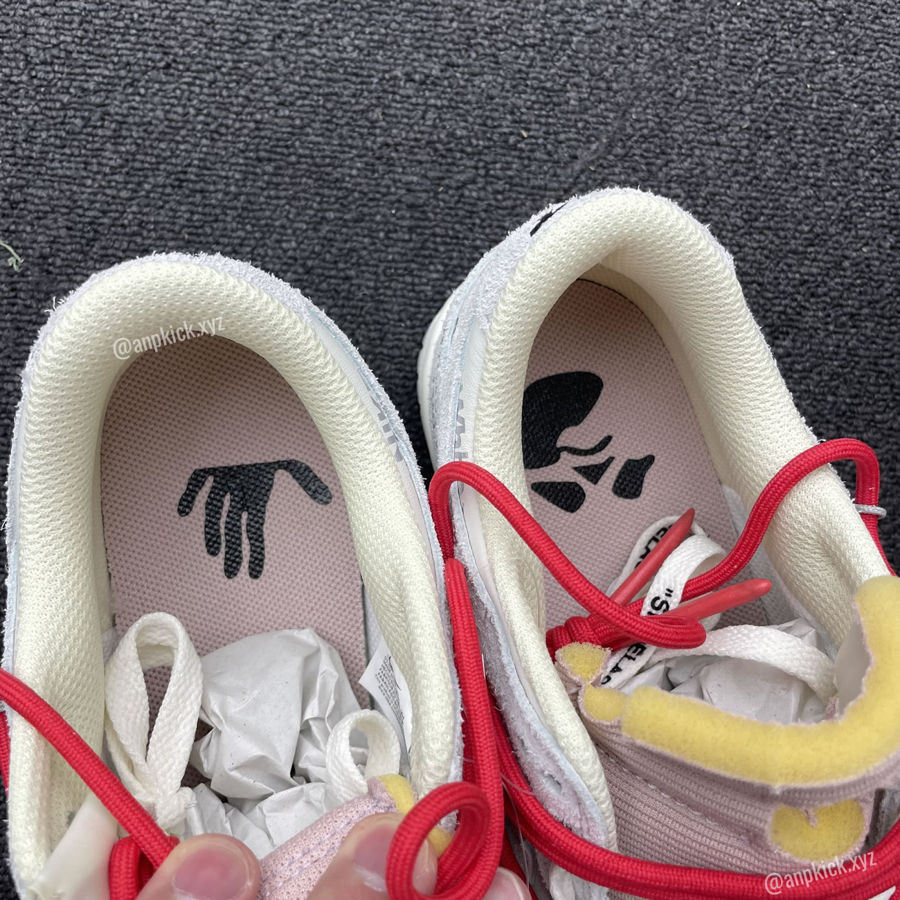 Off-White x Nike SB Dunk Low Lot 33 of 50 Sail/Neutral Grey-Chile Red DJ0950-118