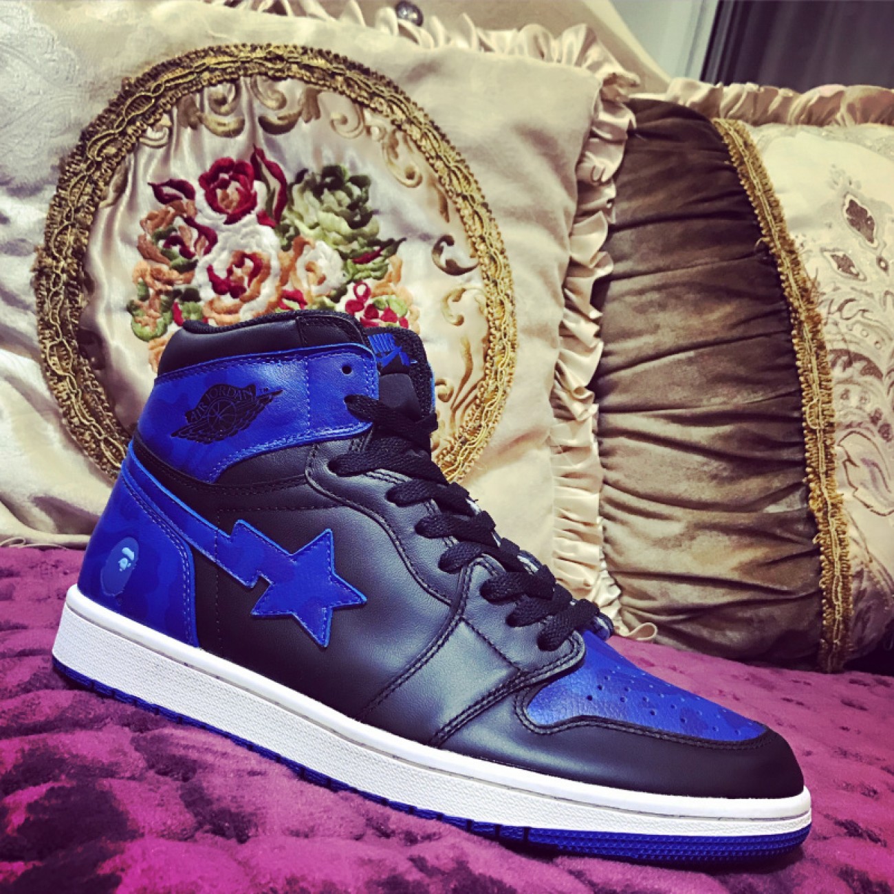 Air Jordan 1 Royal x Bape