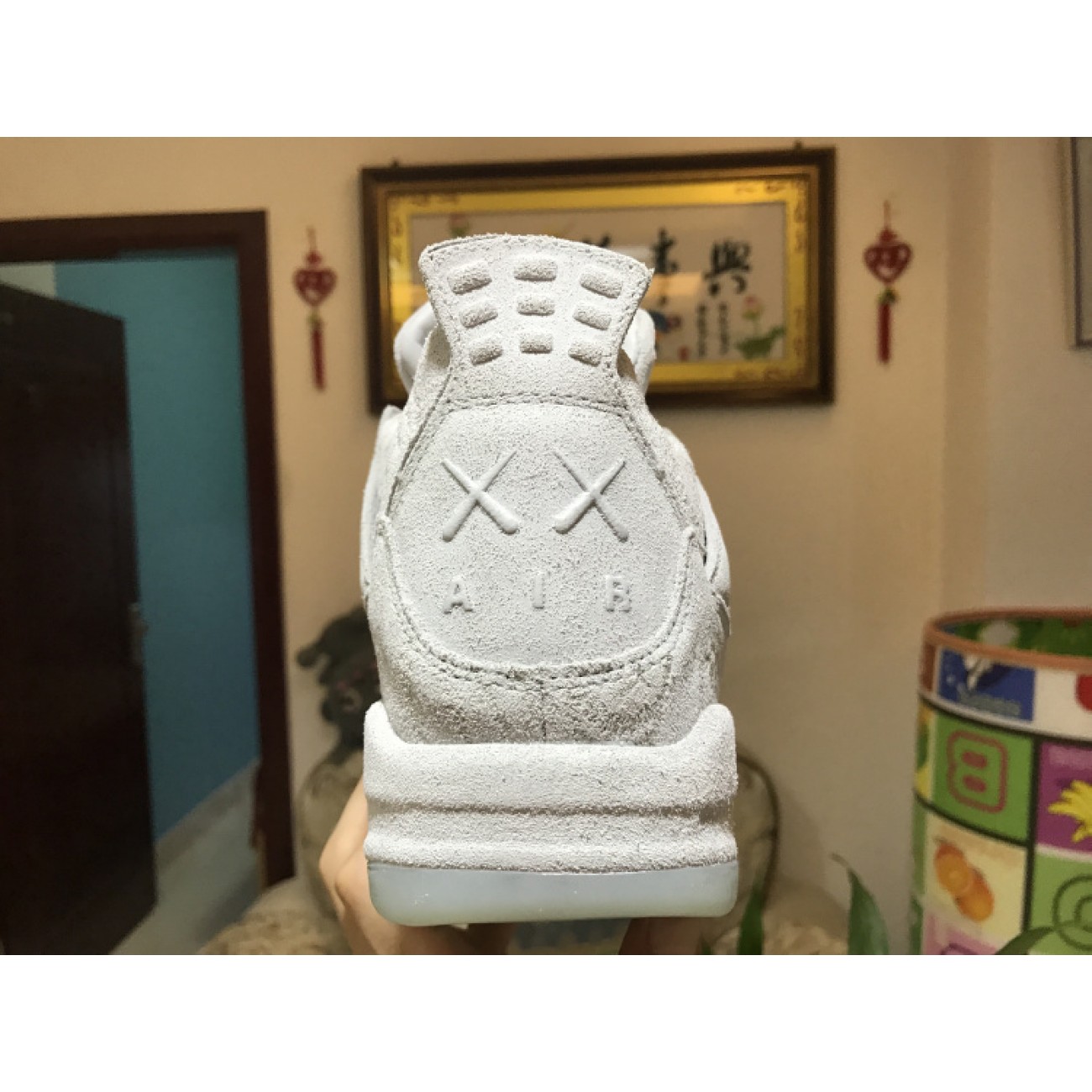 Air Jordan 4 x KAWS White 930155-100