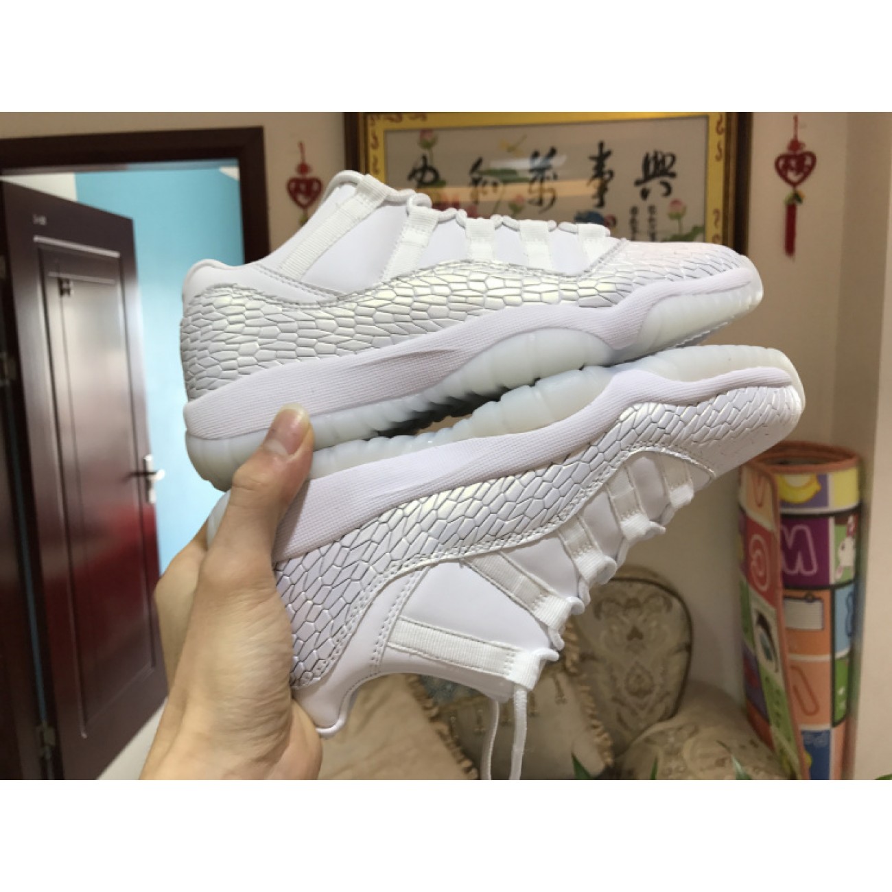 Air Jordan 11 Low GS Heiress White 897331-100