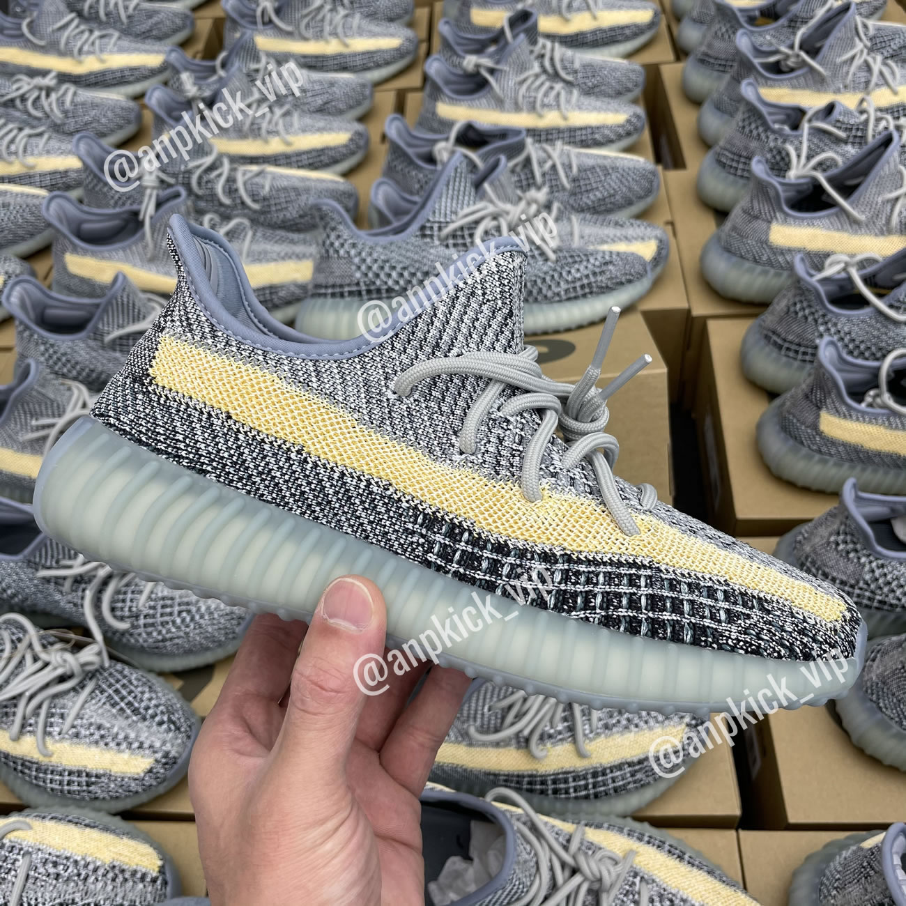 adidas Yeezy Boost 350 V2 Ash Blue GY7657