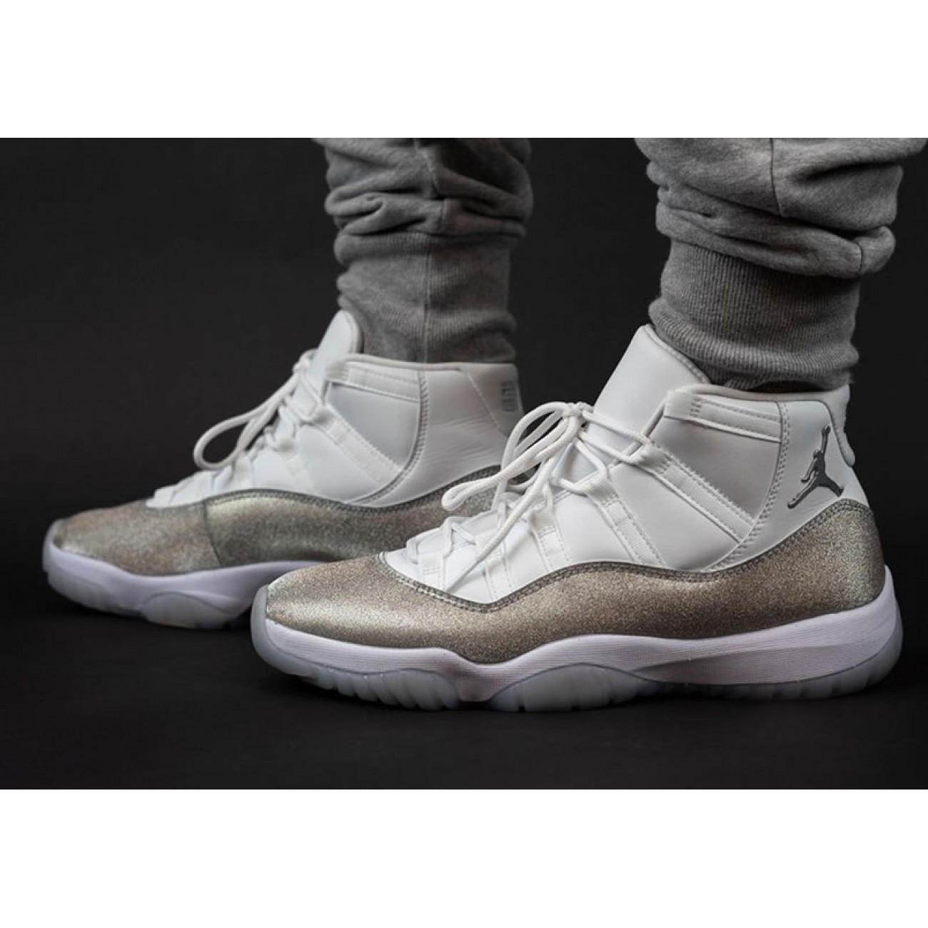 Air Jordan 11 Retro WMNS Metallic Silver-Vast Grey AR0715-100