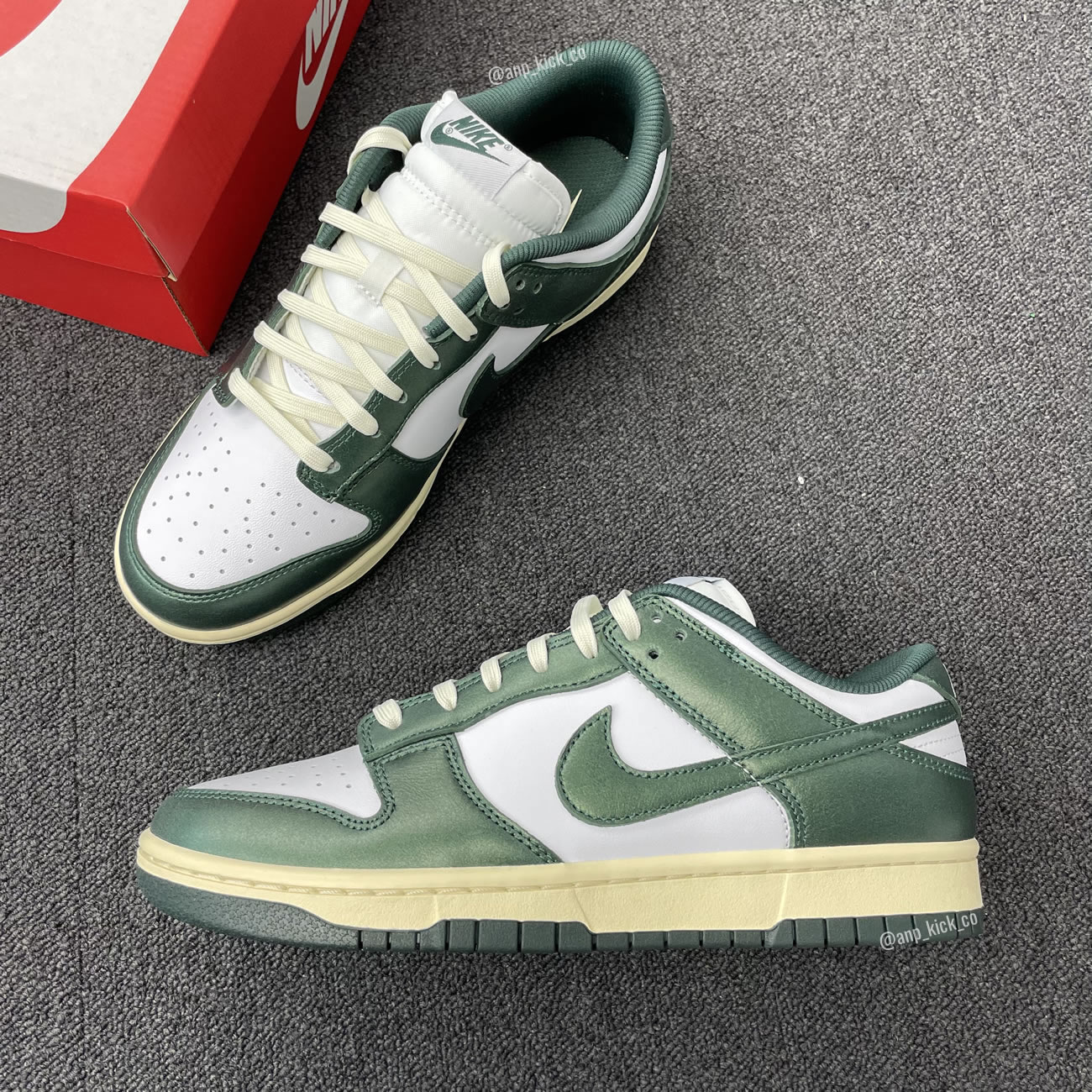 Nike Dunk Low Vintage Green Mens & Wmns DQ8580-100