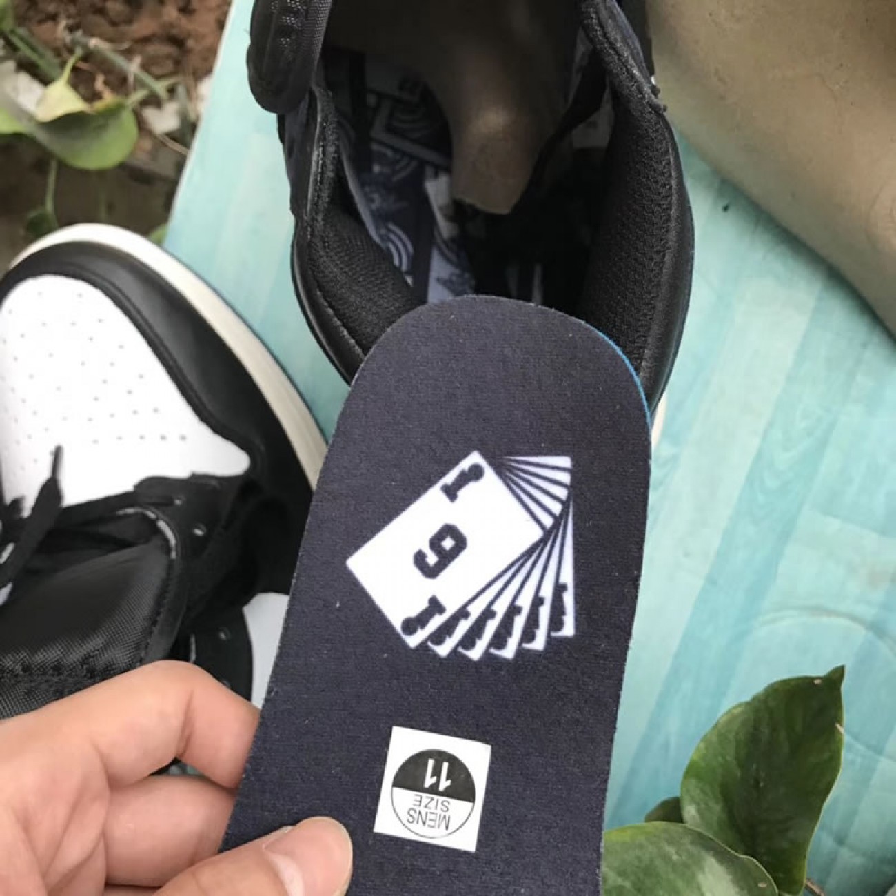 Air Jordan 1 Retro High OG Blue Moon 555088-115