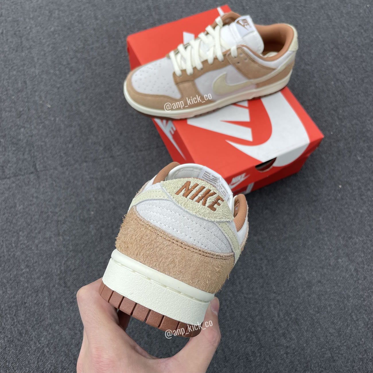 Nike Dunk Low Retro Prm Medium Curry DD1390-100