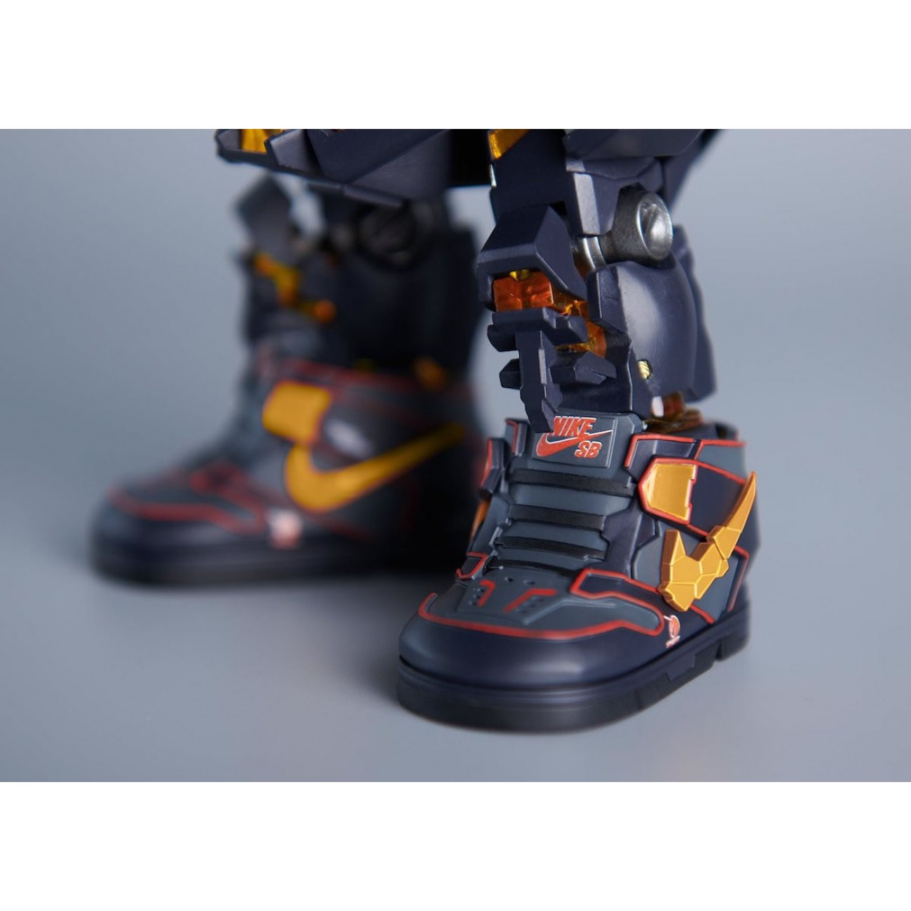 Gundam x Nike SB Dunk High Banshee DH7717-400