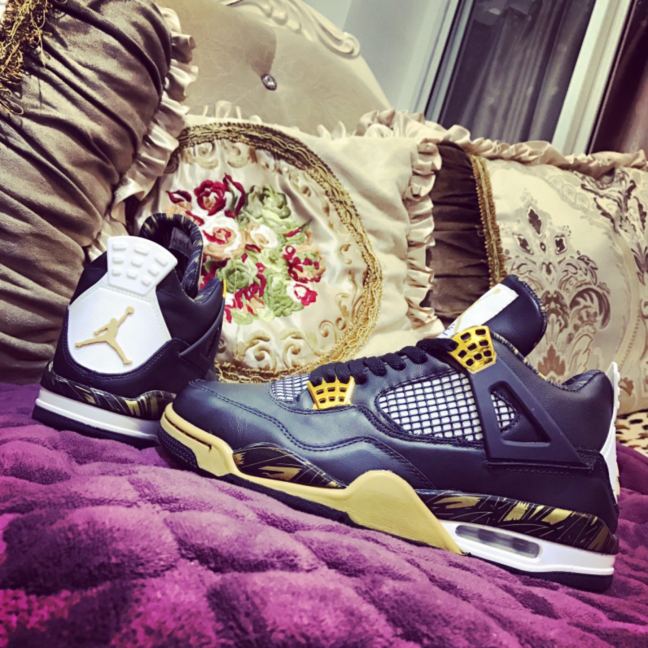 Air Jordan 4 Wings 724142-899