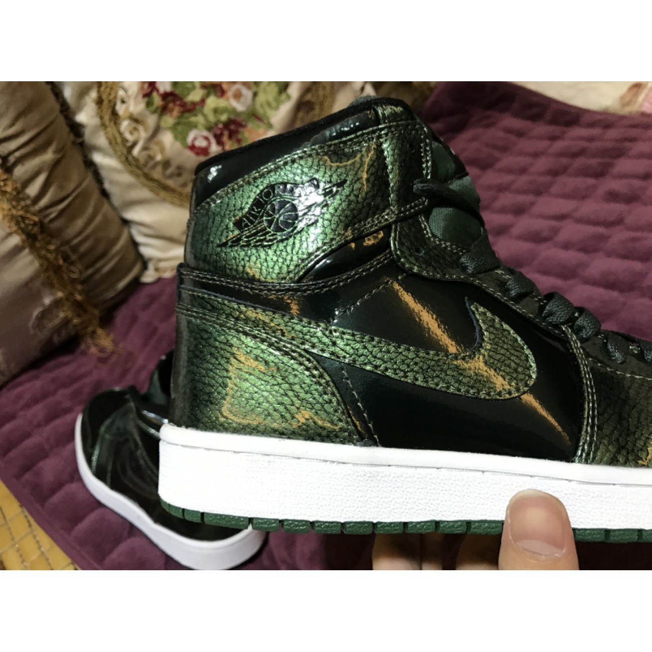 Air Jordan 1 High Grove Green 332550-300