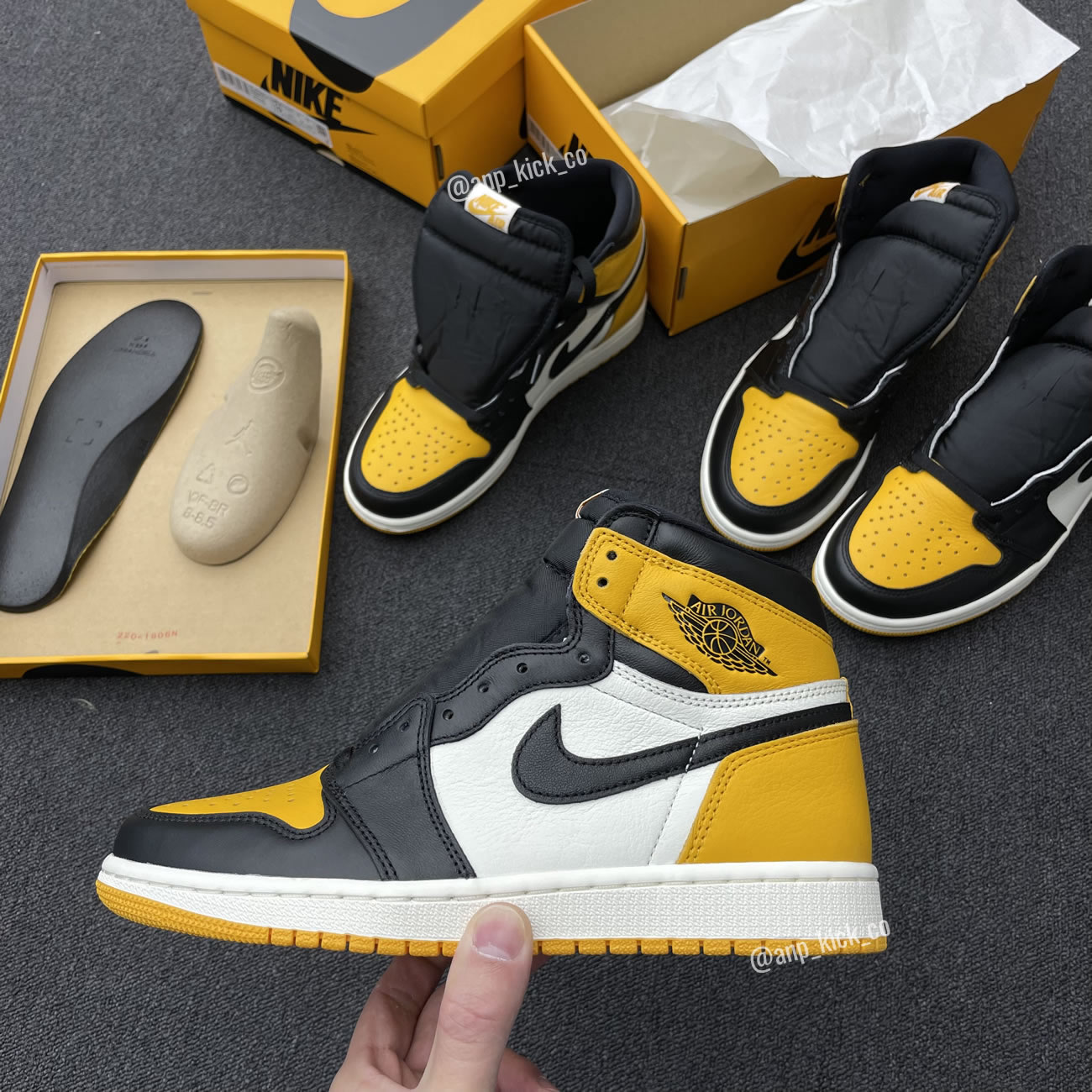 Air Jordan 1 Retro High OG Yellow Toe 555088-711 TAXI