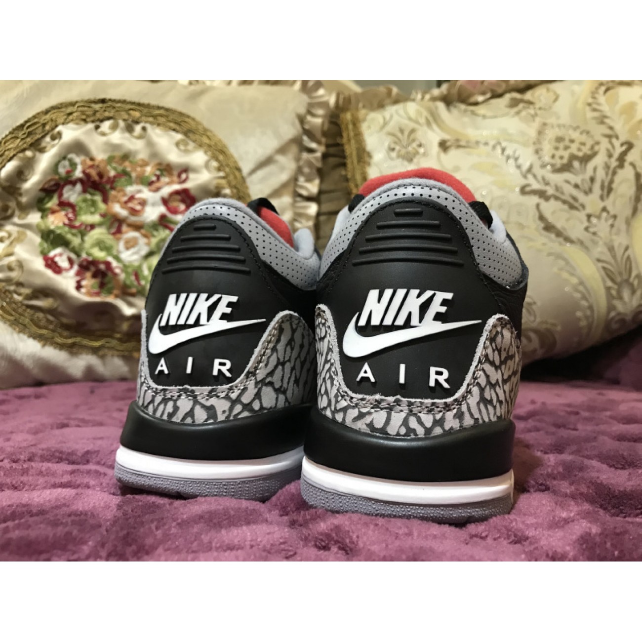 Air Jordan 3 GS Black Cement 854261-001