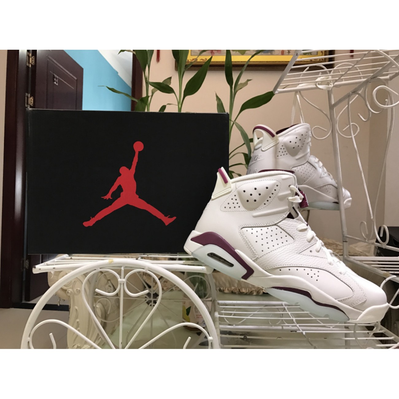 Air Jordan 6 Maroon 384664-116