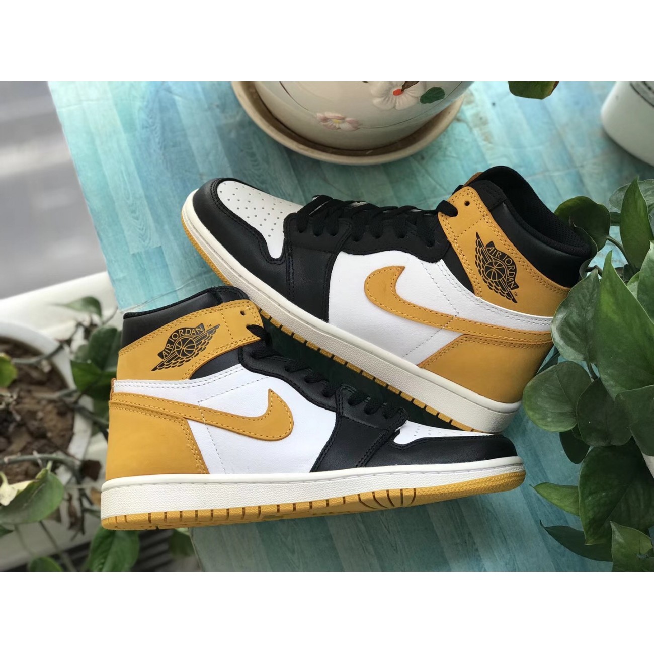 Air Jordan 1 Yellow Ochre Five MVP Awards AJ1 555088-109