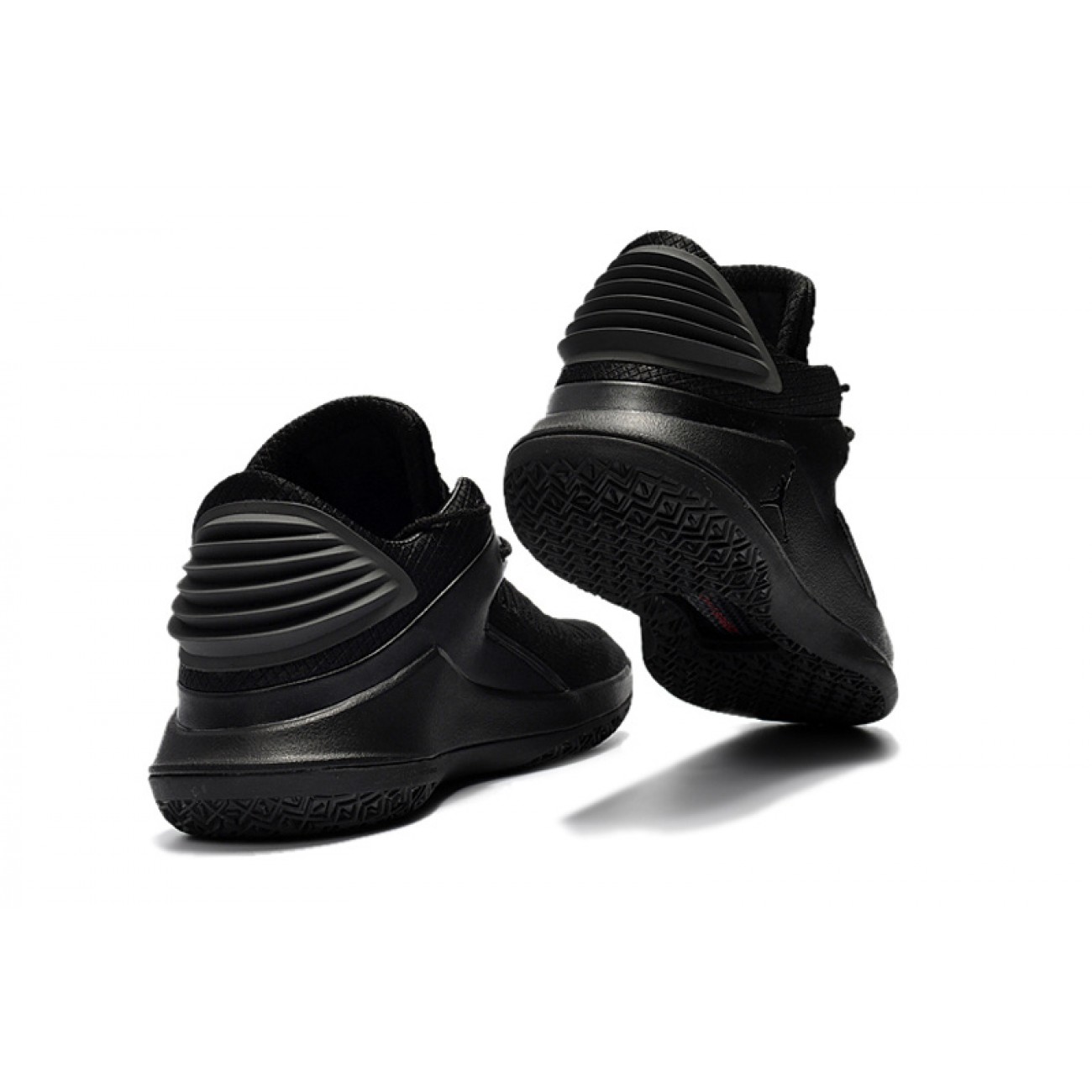 Air Jordan 32 XXXII Low Black Cat