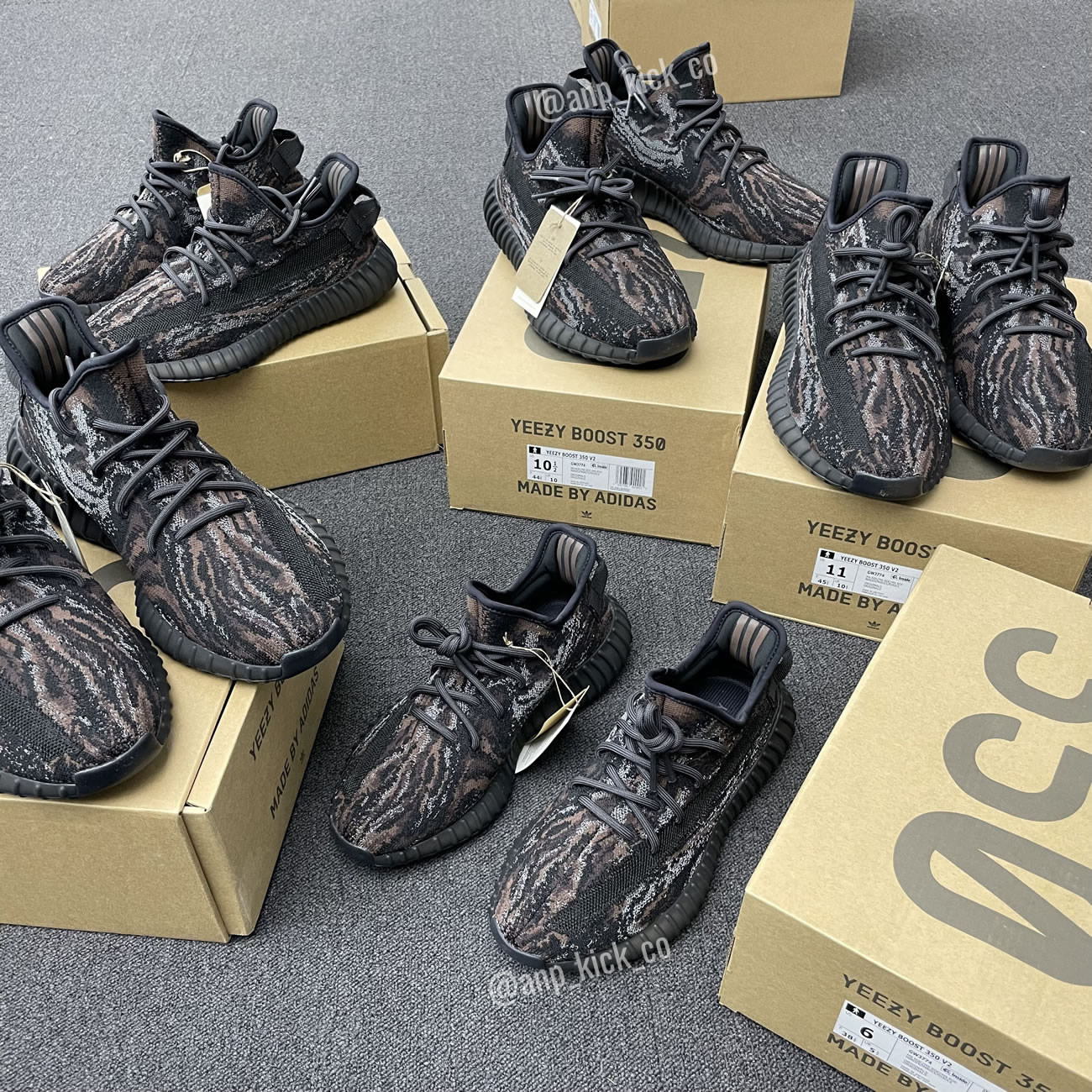 adidas Yeezy Boost 350 V2 Mx Rock GW3774