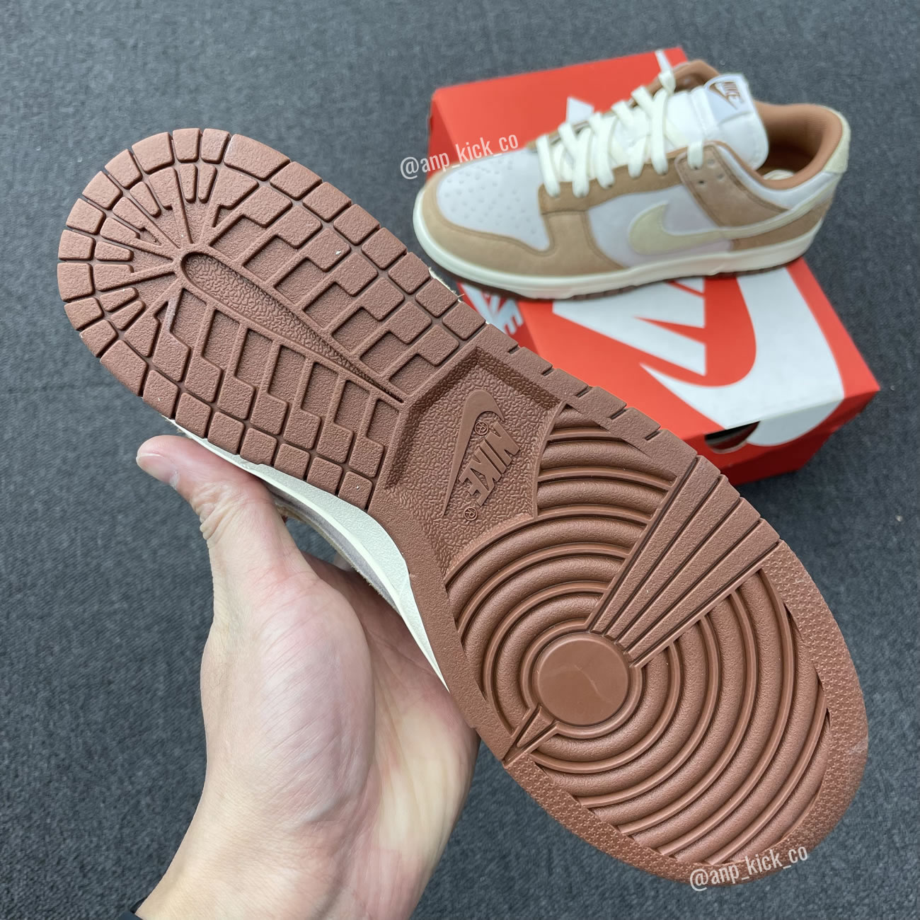 Nike Dunk Low Retro Prm Medium Curry DD1390-100