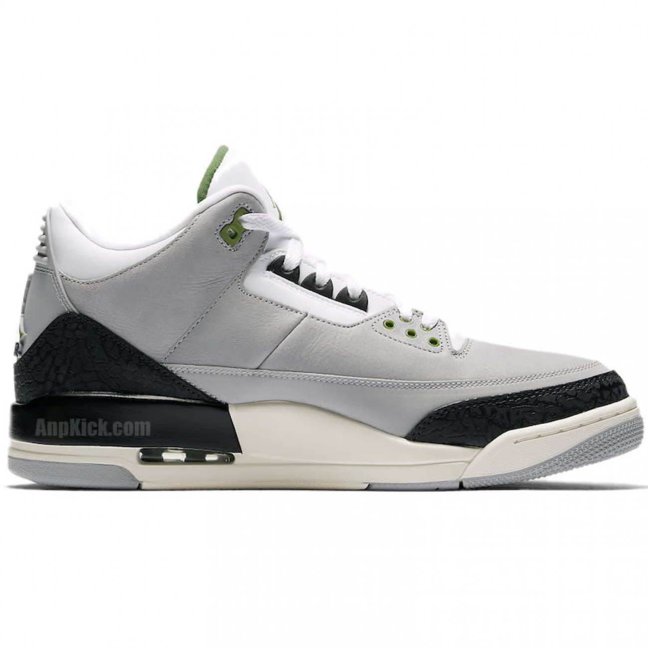 Air Jordan 3 Tinker Chlorophyll / Air Trainer 1 136064-006